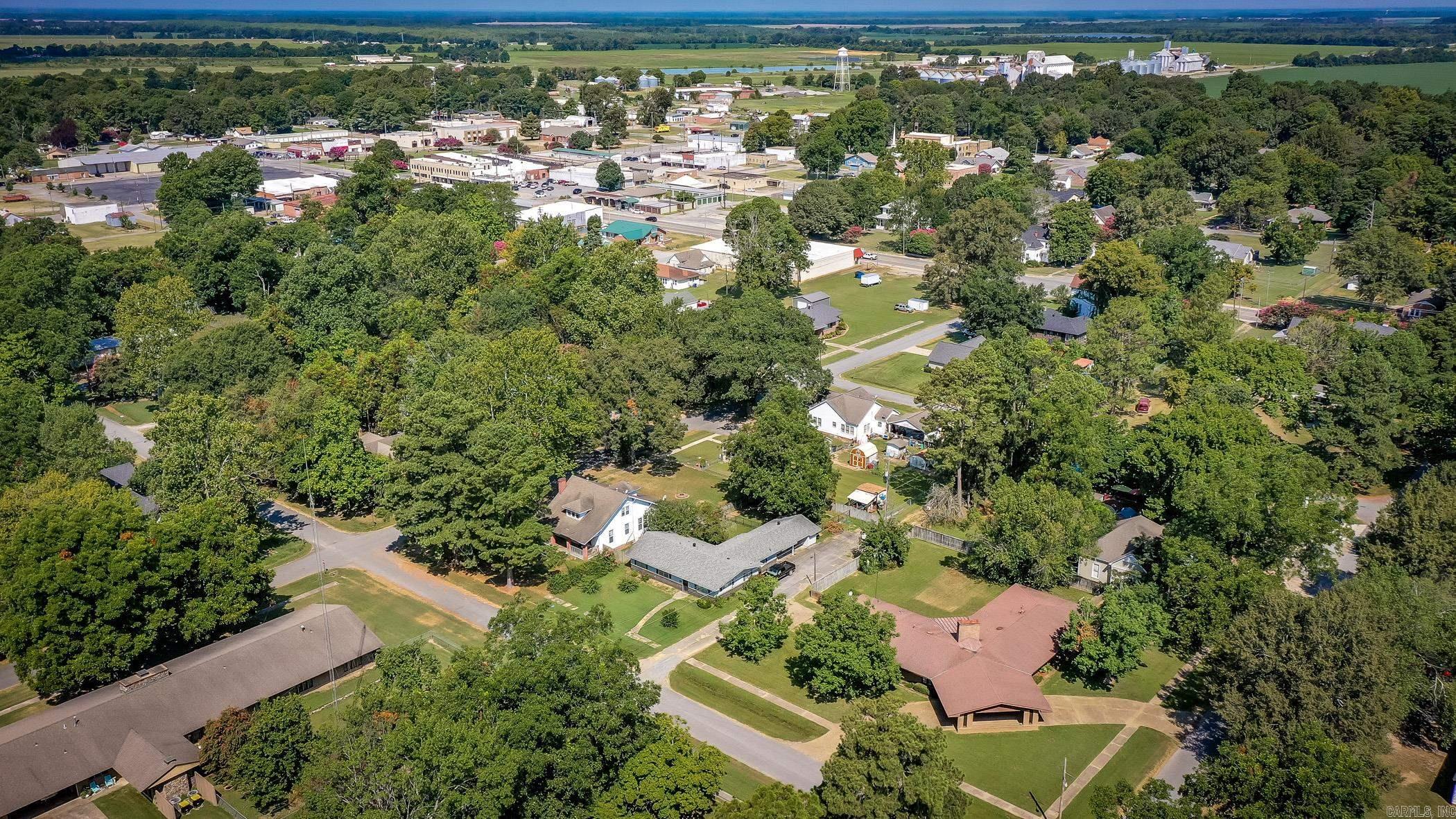 314 SE 5th  England, AR