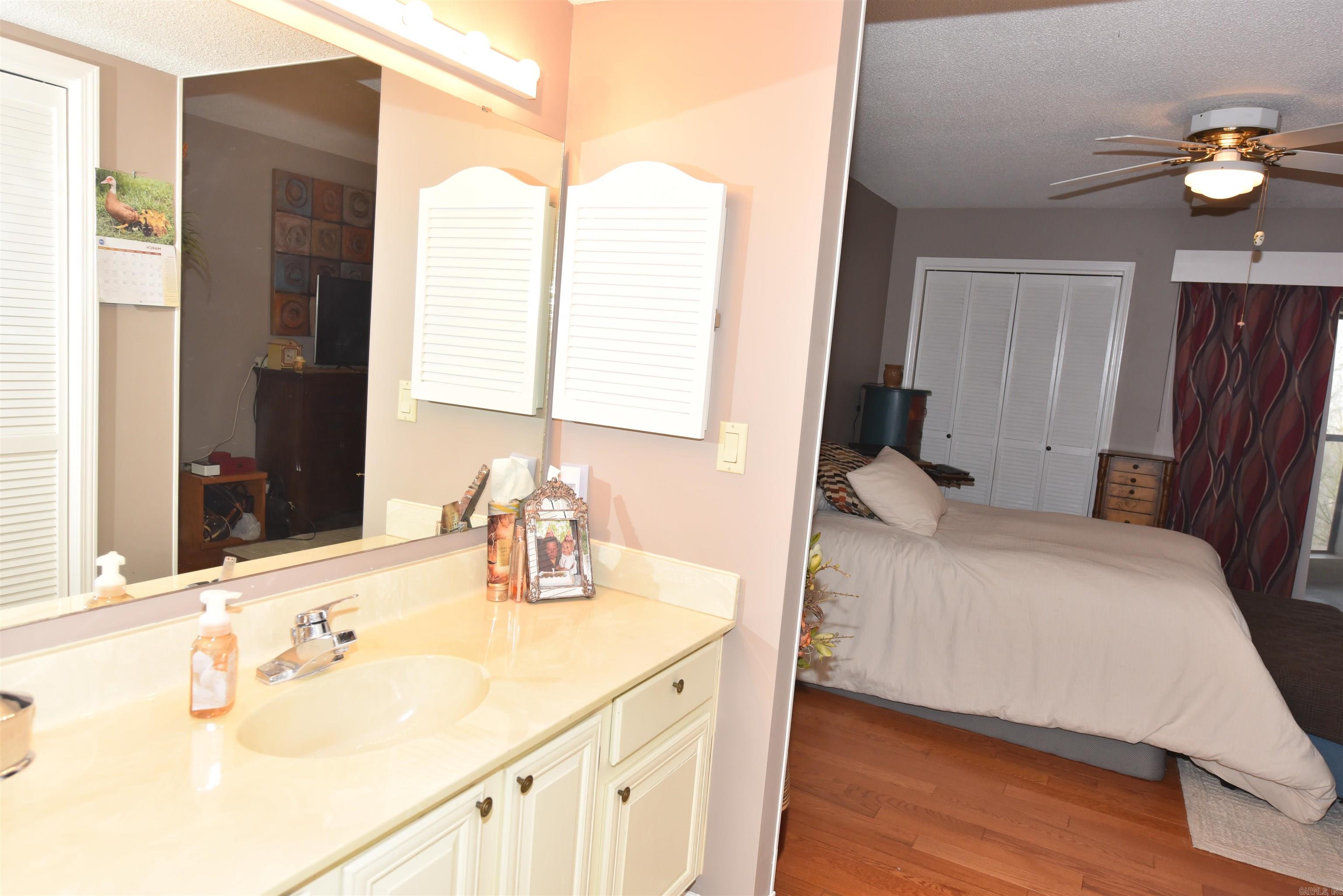 601 Woodlawn Dr #2  Fairfield Bay, AR