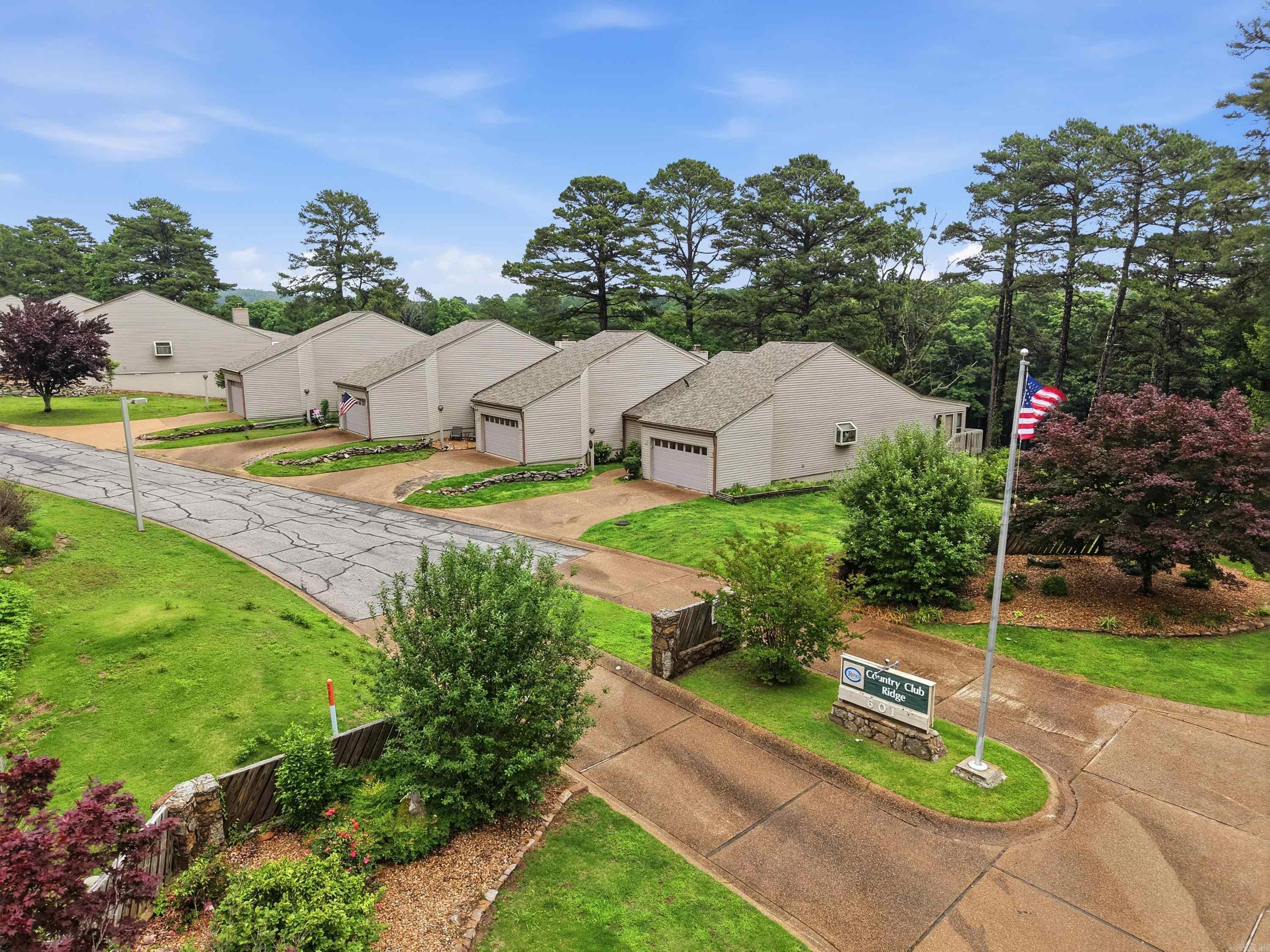 601 Woodlawn Dr #2  Fairfield Bay, AR