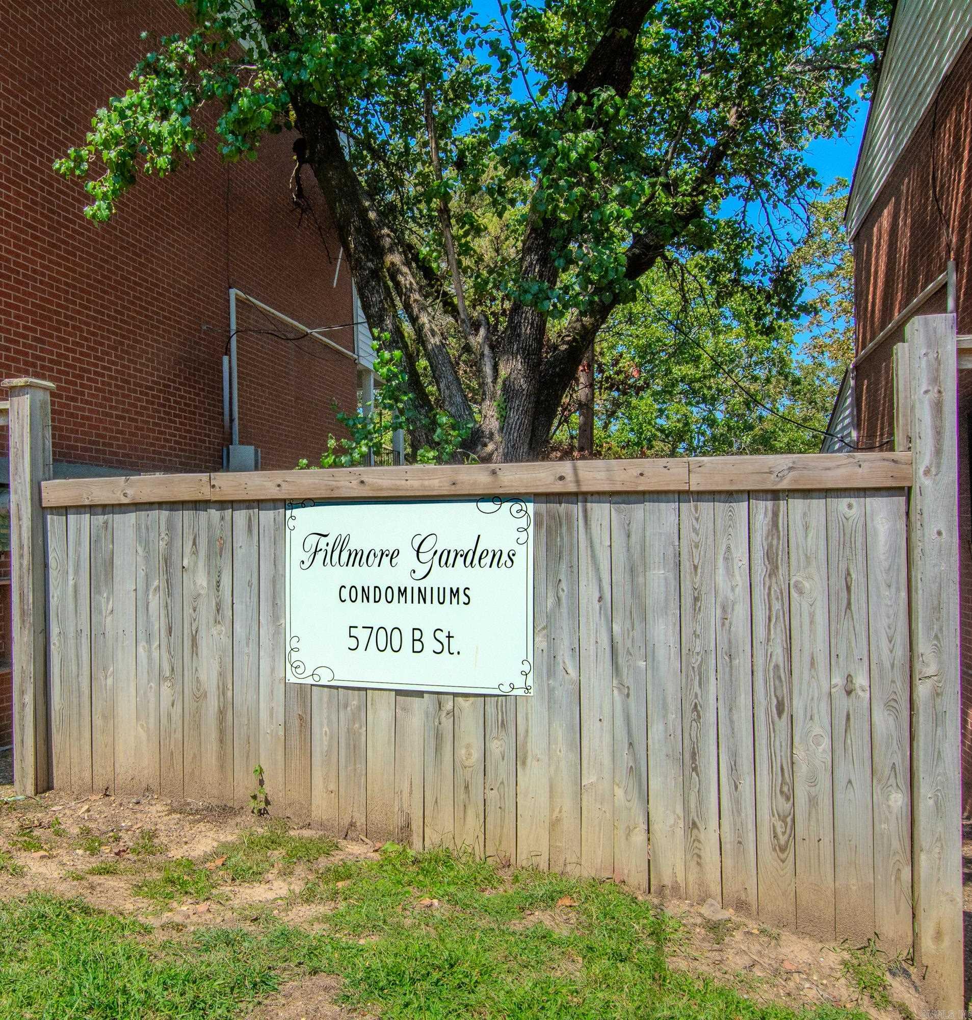 5700 B  Little Rock, AR