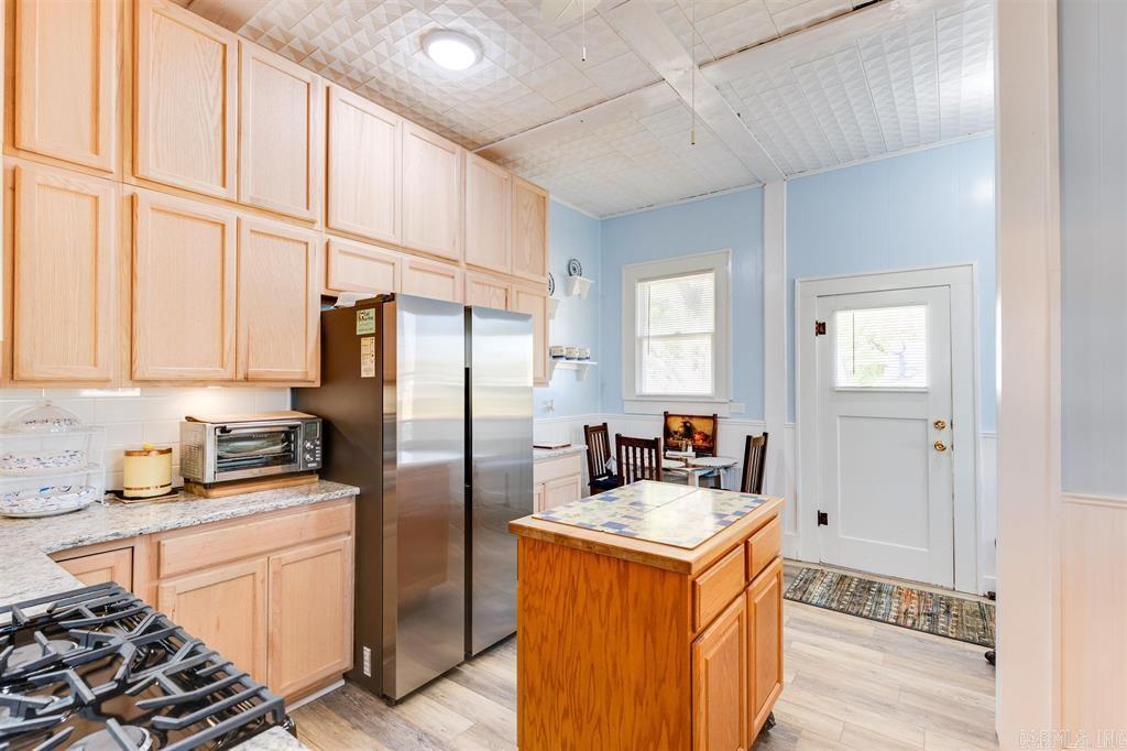 1000 Nelson  Linden, TX