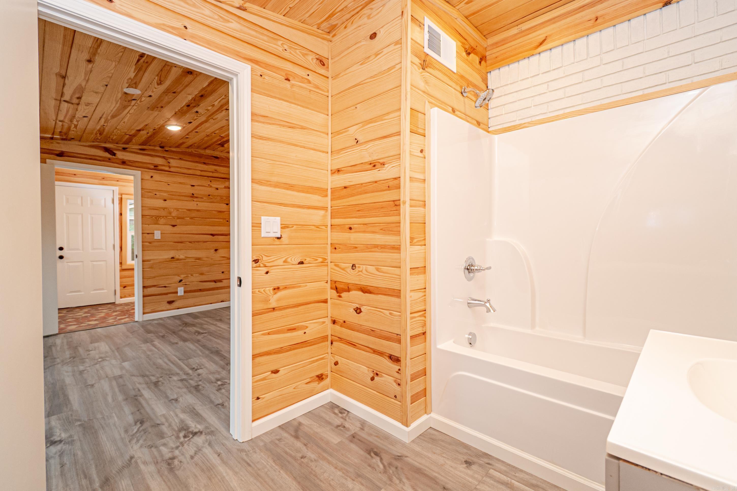 438 Midway Rte  Monticello, AR