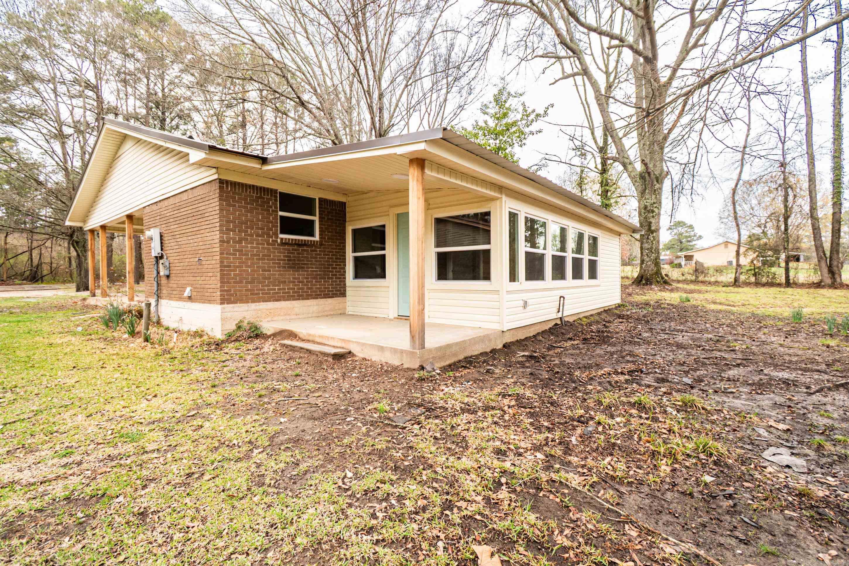438 Midway Rte  Monticello, AR