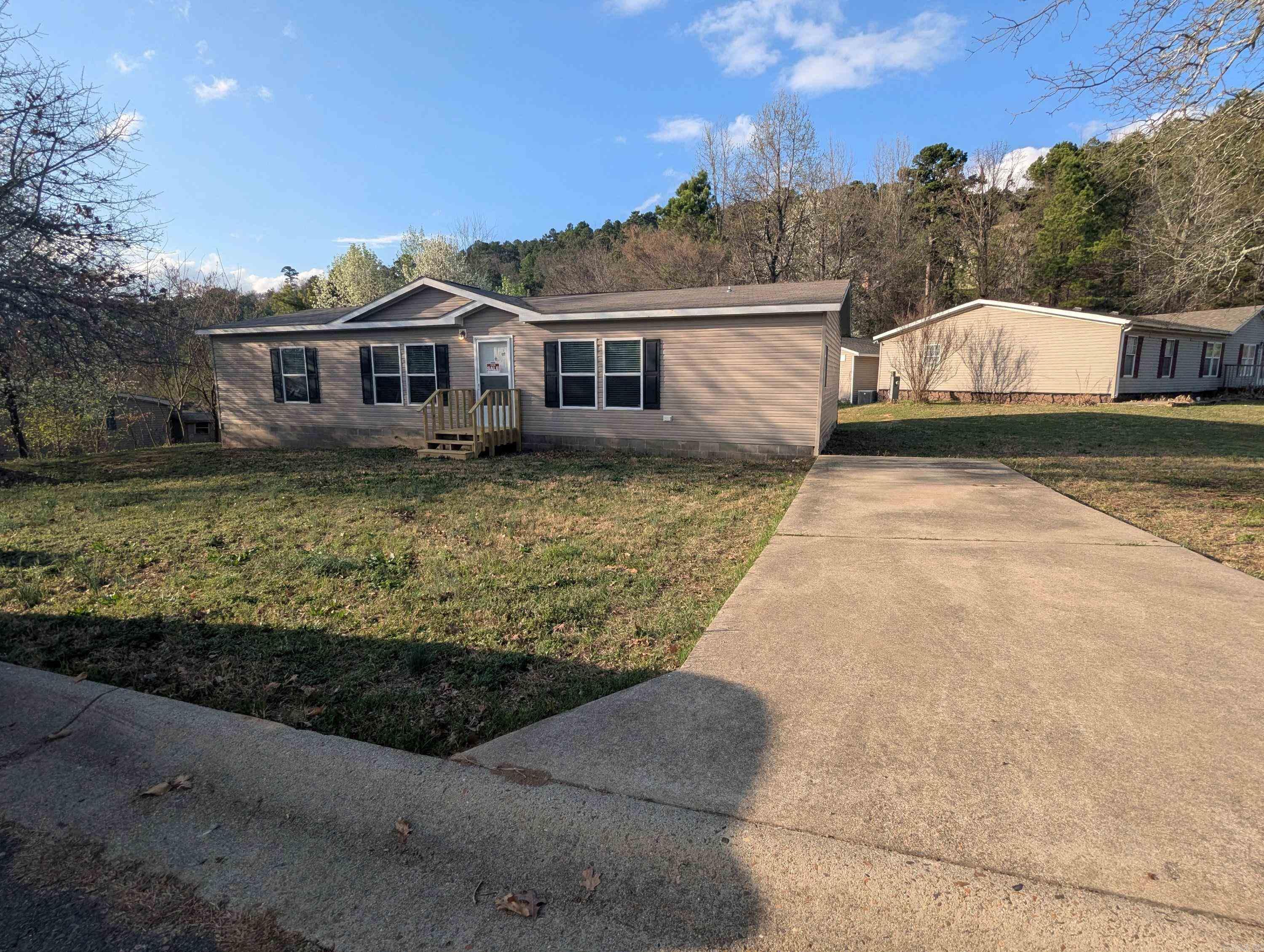 227 Mount Tabor  Hot Springs, AR