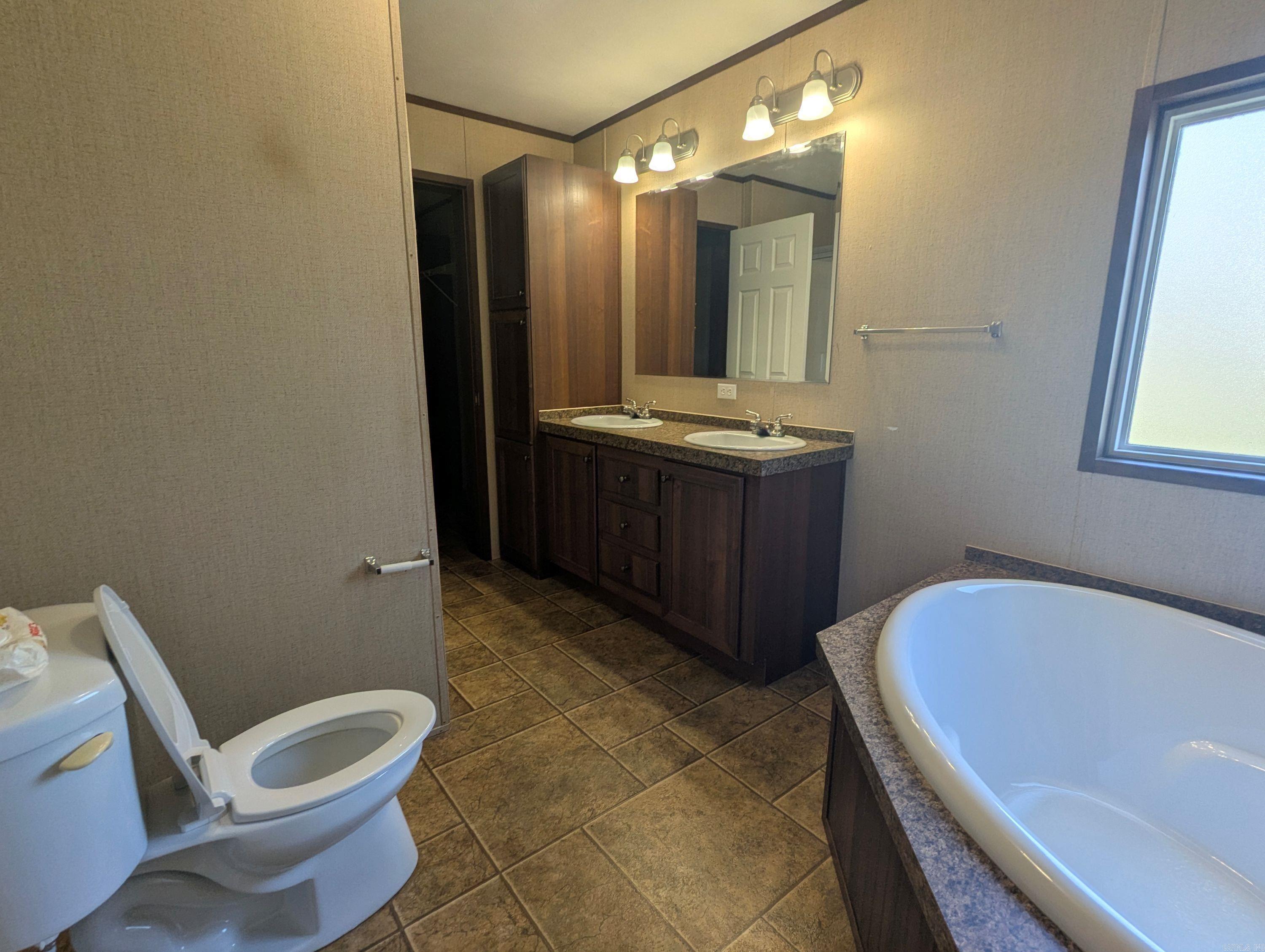 227 Mount Tabor  Hot Springs, AR