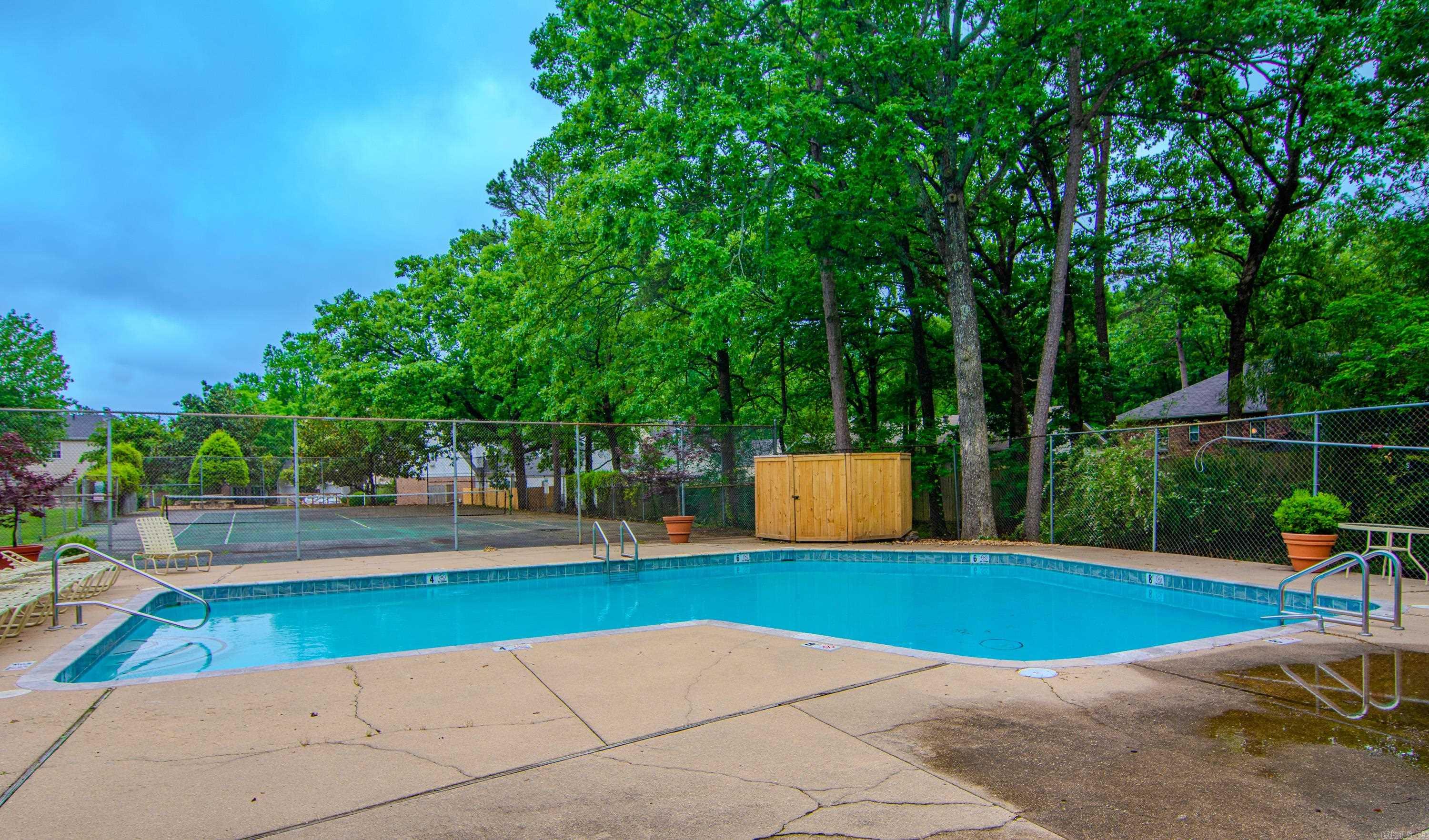 81 Kingsbridge Way Little Rock, AR 72212