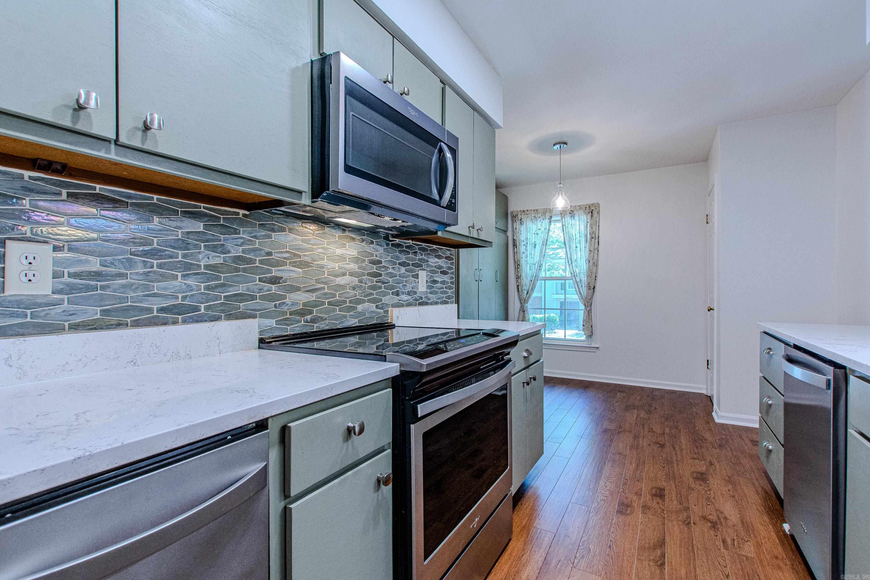 81 Kingsbridge Way Little Rock, AR 72212