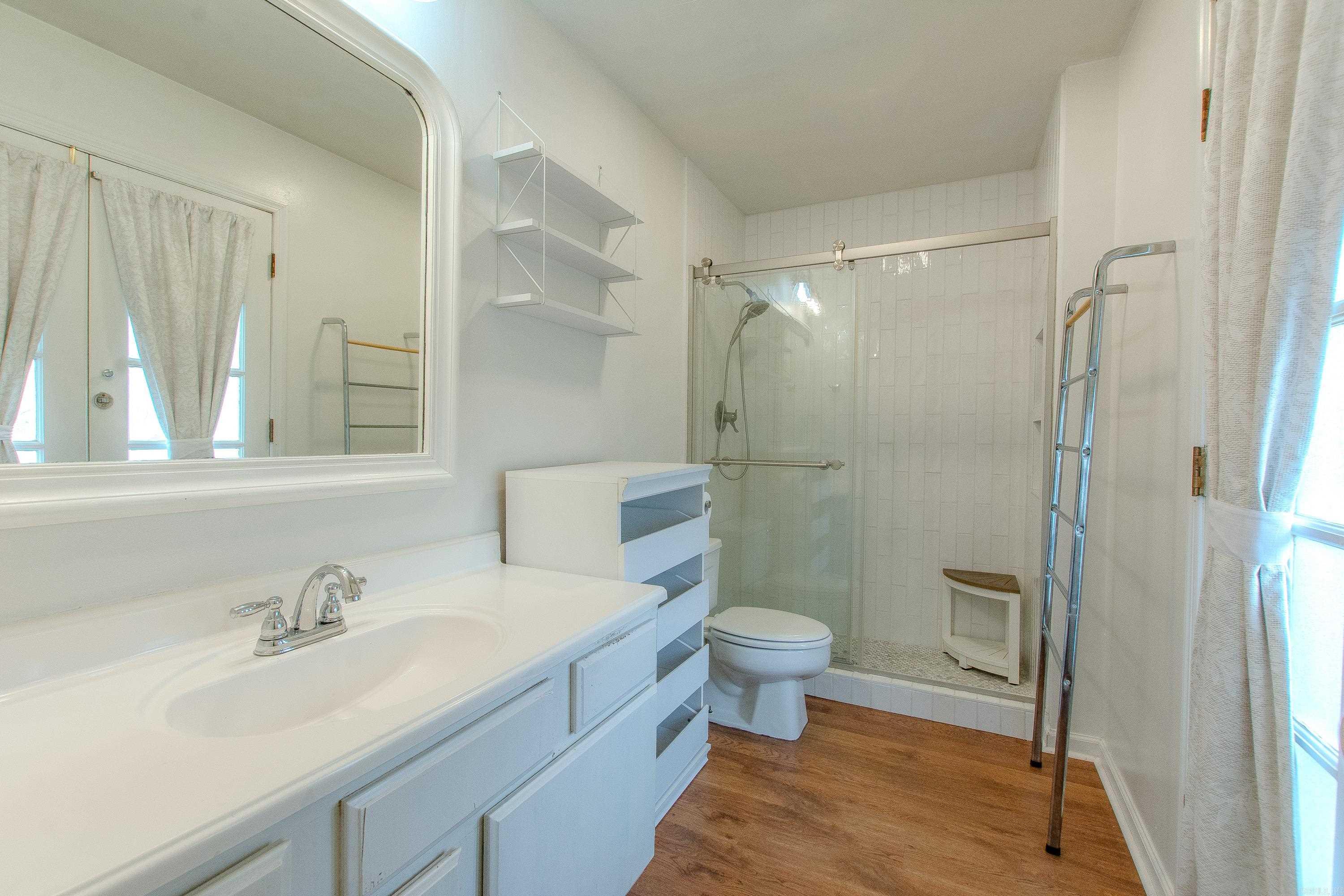 81 Kingsbridge Way Little Rock, AR 72212