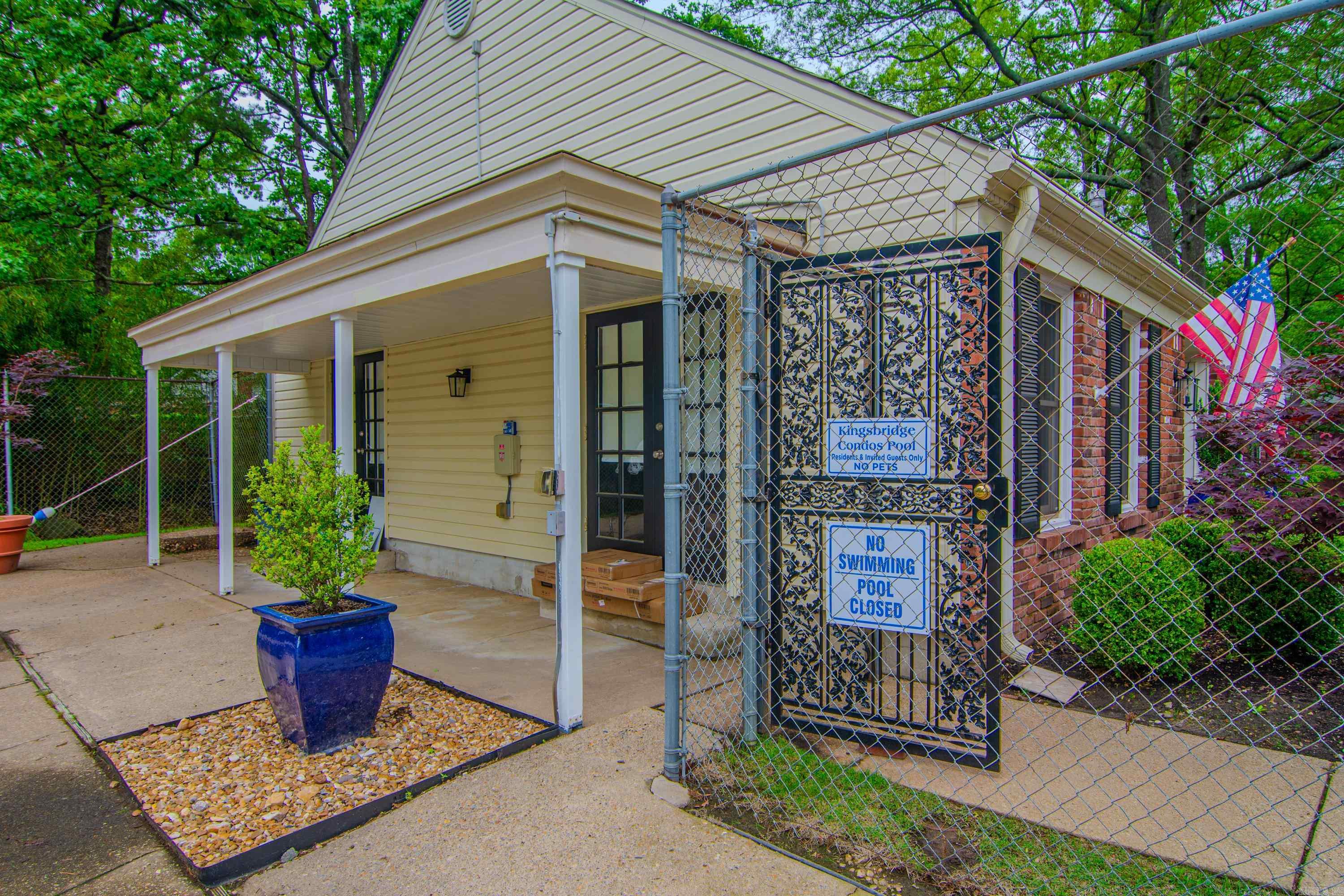 81 Kingsbridge Way Little Rock, AR 72212