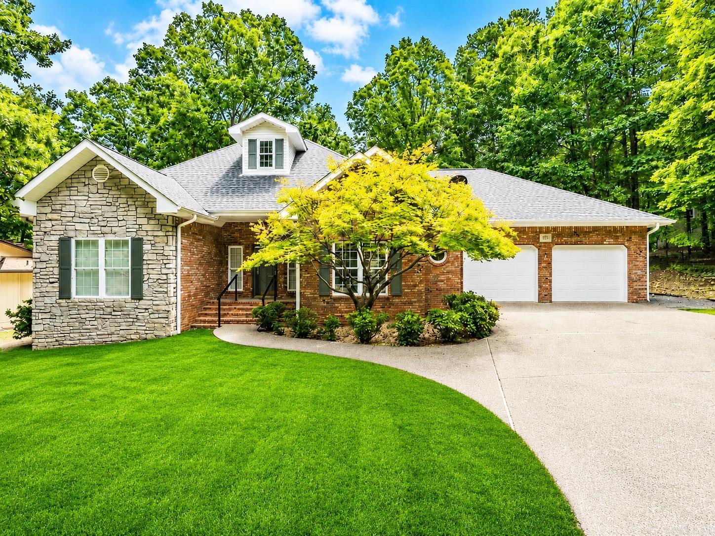 35  Delgado  Hot Springs Village, AR
