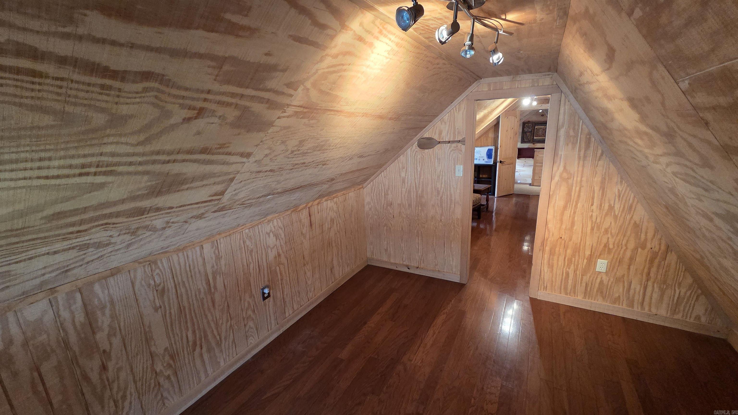 1745 Sandiff  Shirley, AR