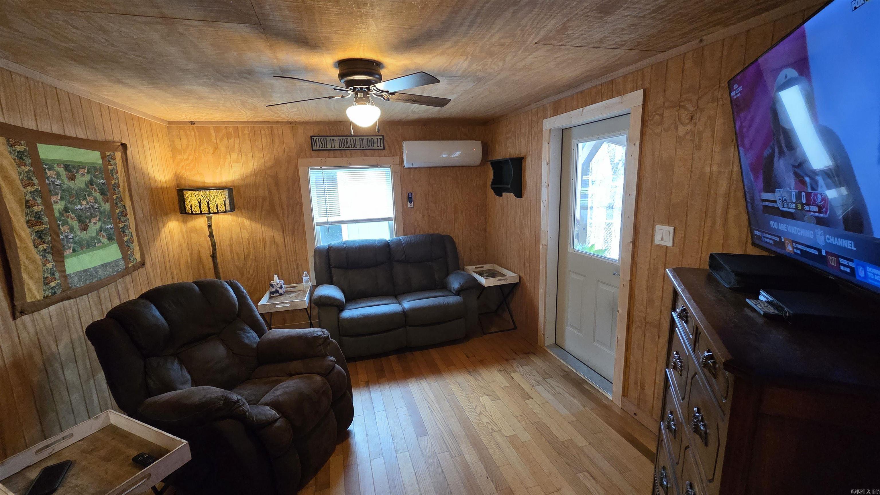 1745 Sandiff  Shirley, AR