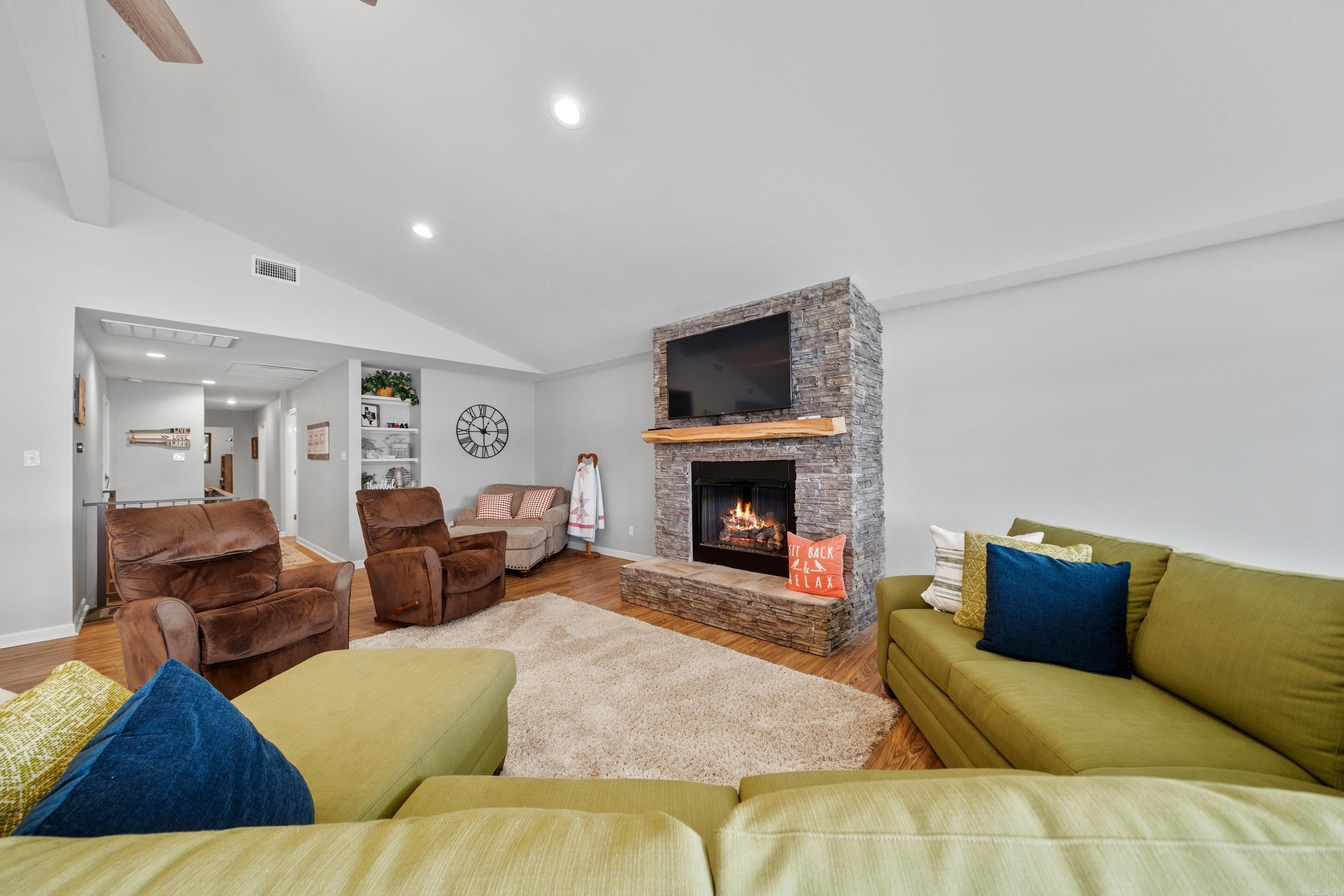 314 Paradise  Hot Springs National Park, AR