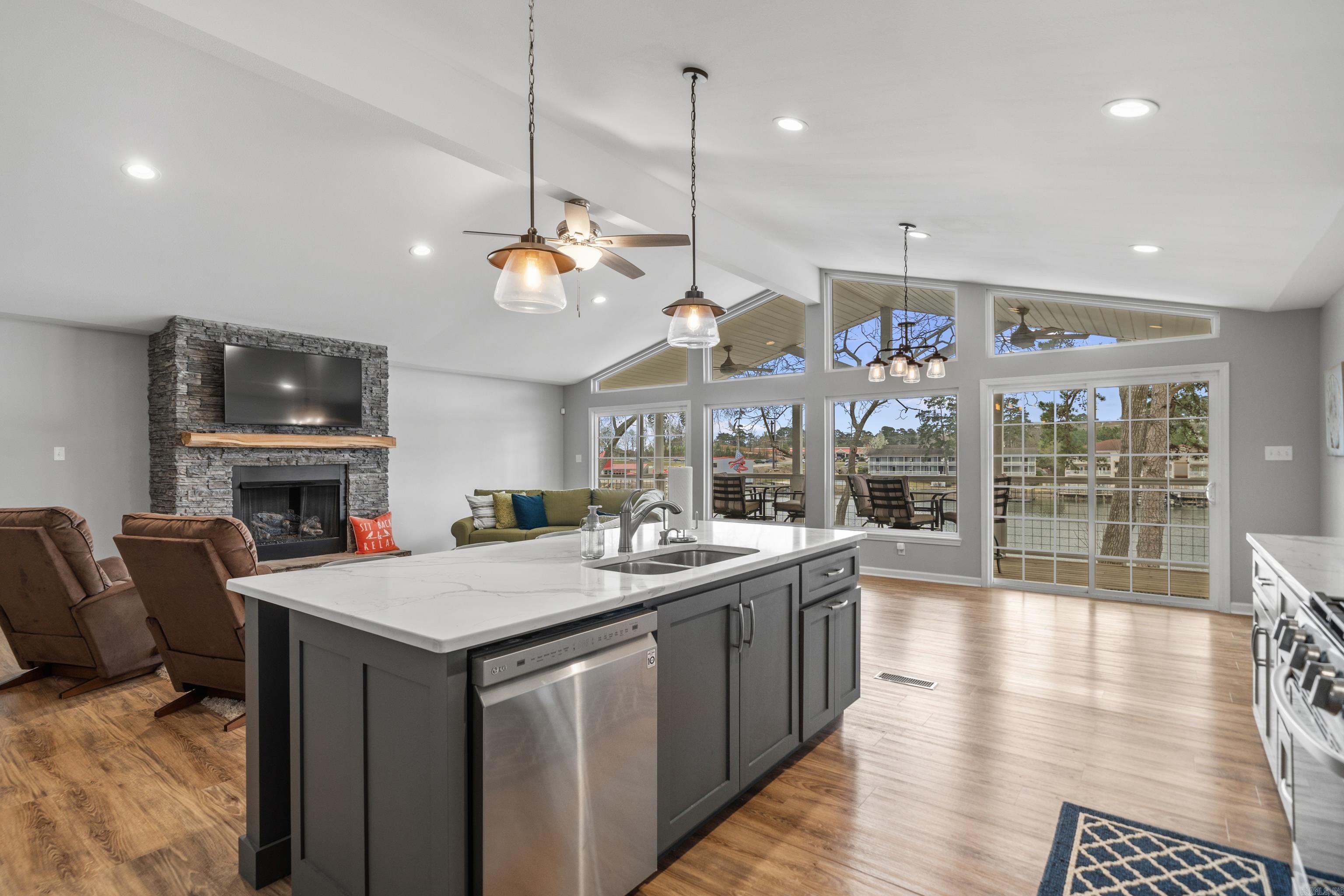 314 Paradise  Hot Springs National Park, AR