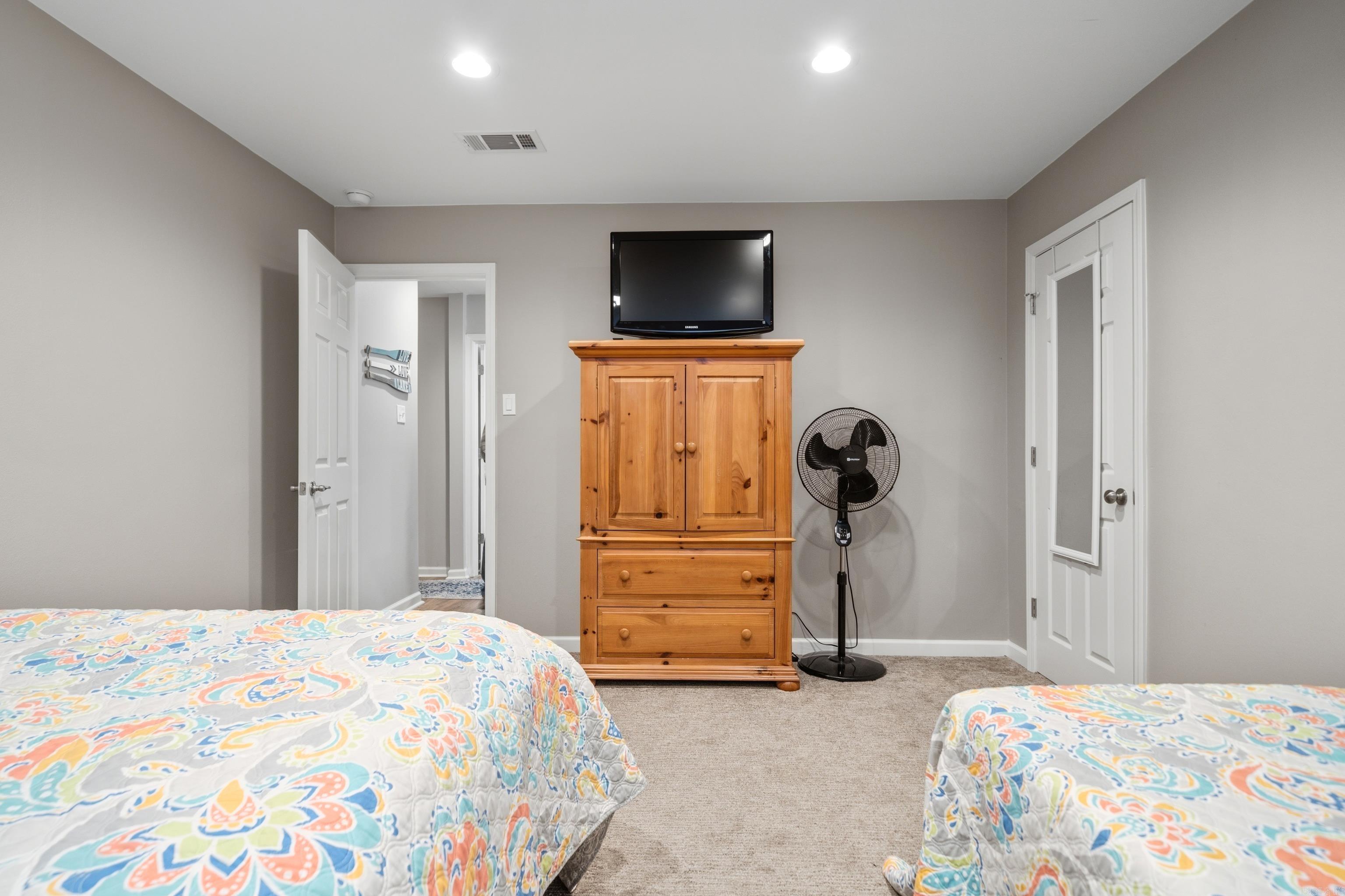 314 Paradise  Hot Springs National Park, AR