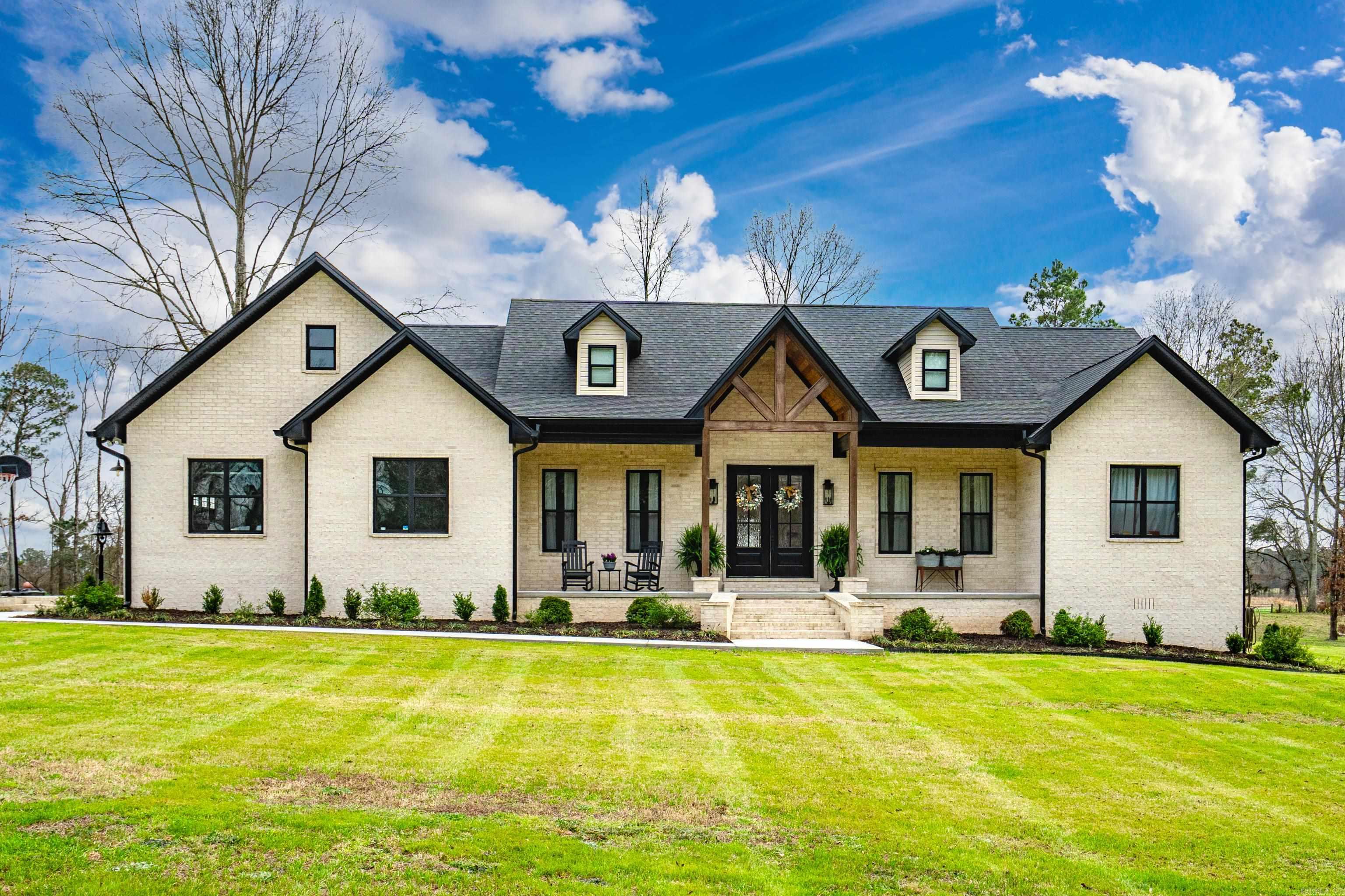 17097 HWY 84 Bismarck, AR 71929