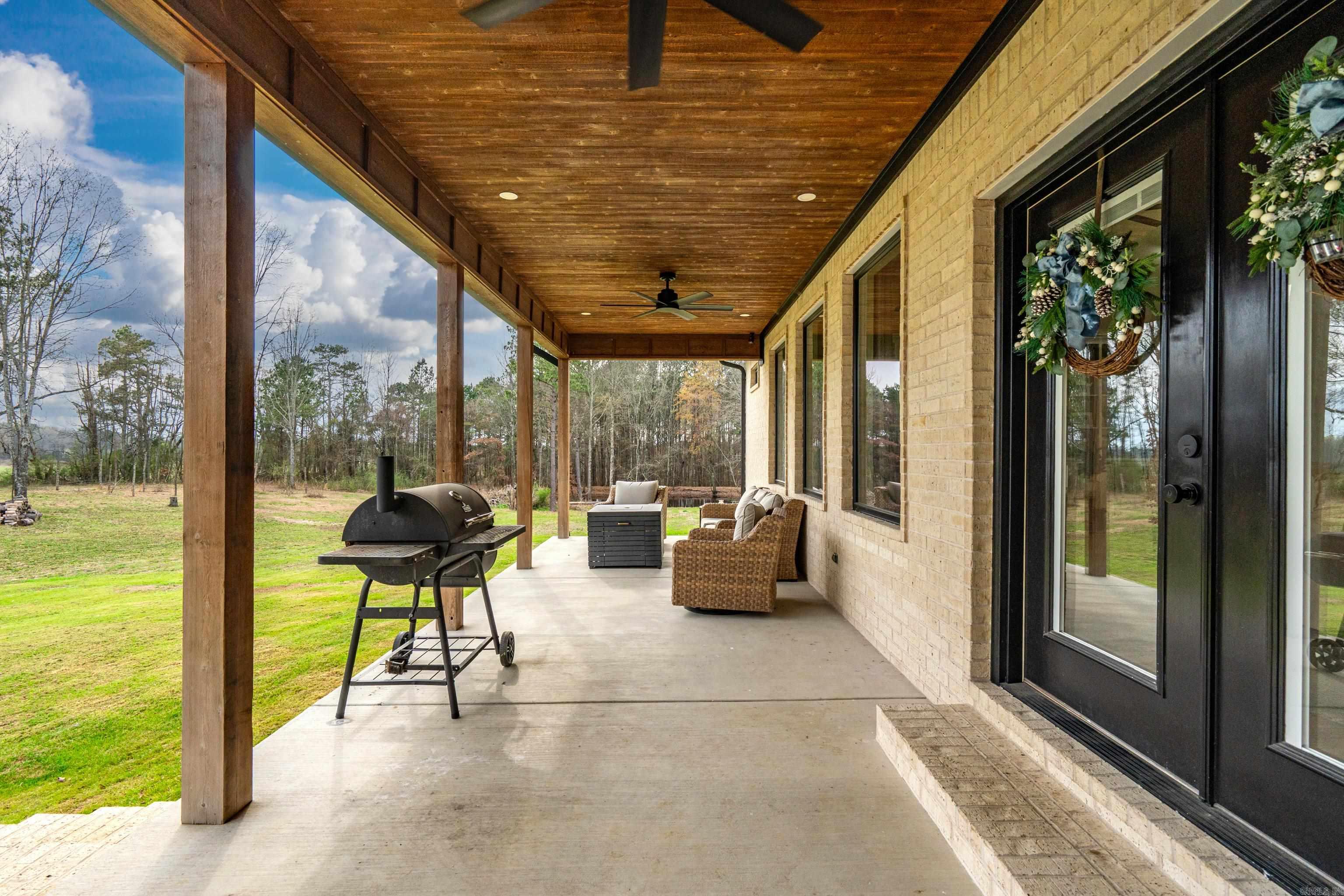 17097 HWY 84 Bismarck, AR 71929