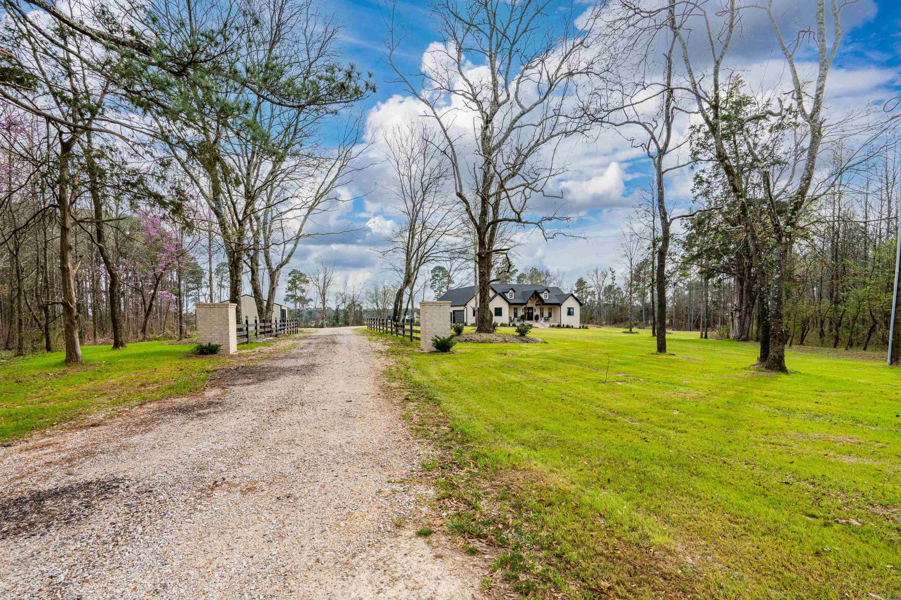 17097 HWY 84 Bismarck, AR 71929