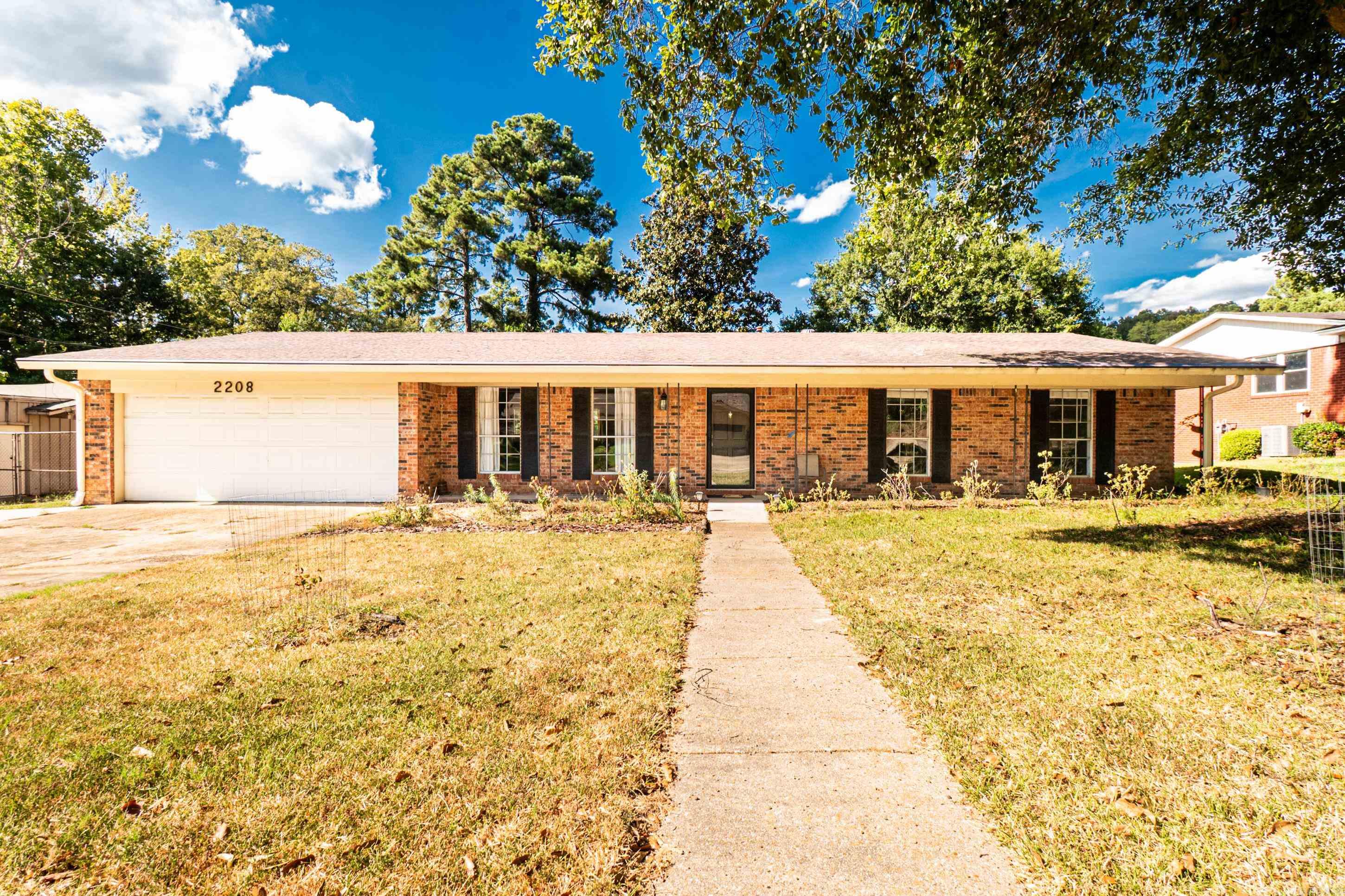 2208  Heron  El Dorado, AR