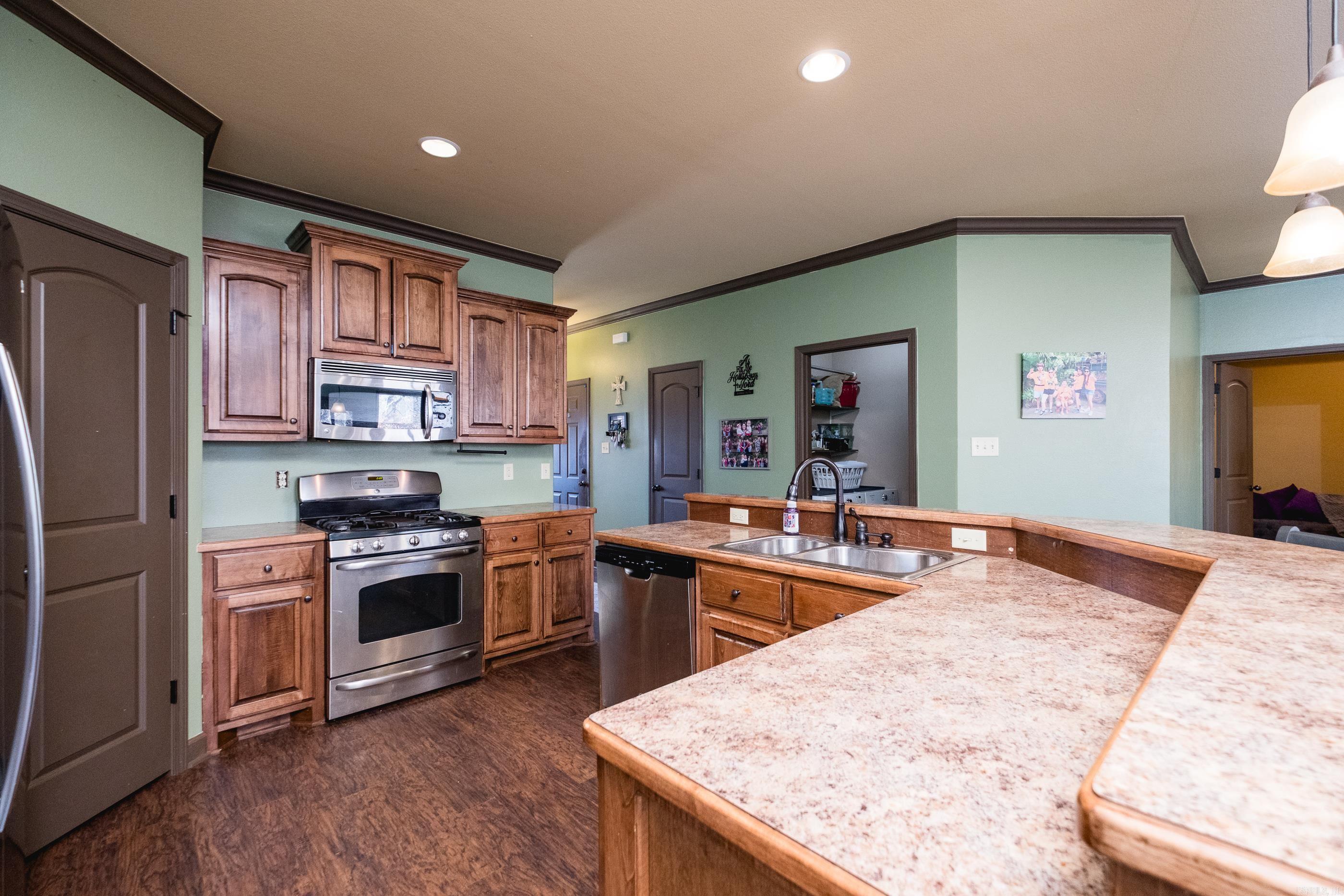 1204 Oxford  Benton, AR