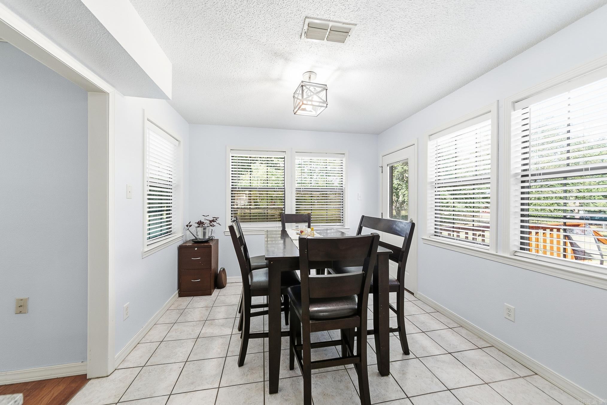 11 Circle B  Ward, AR