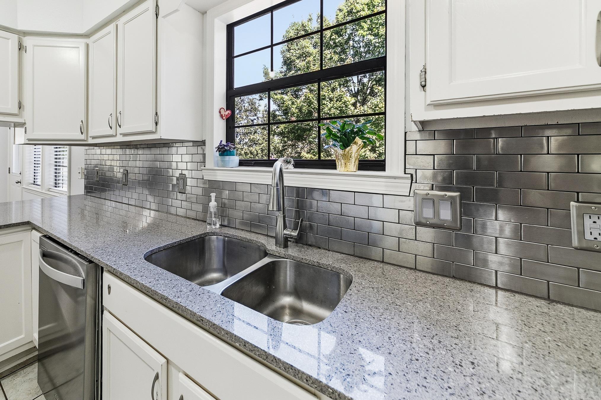 11 Circle B  Ward, AR