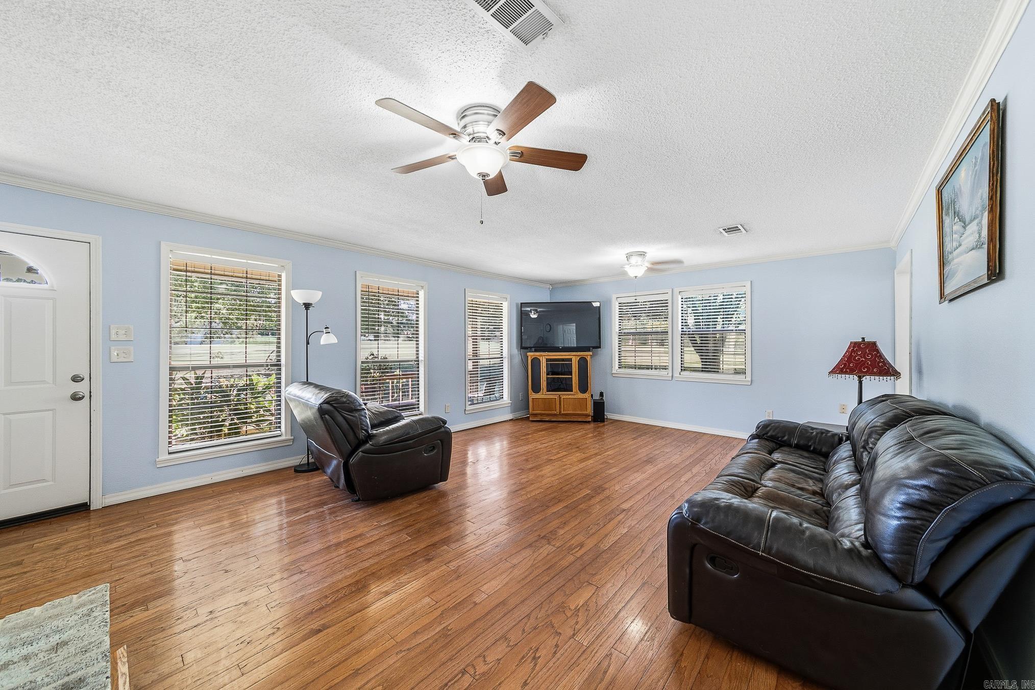 11 Circle B  Ward, AR