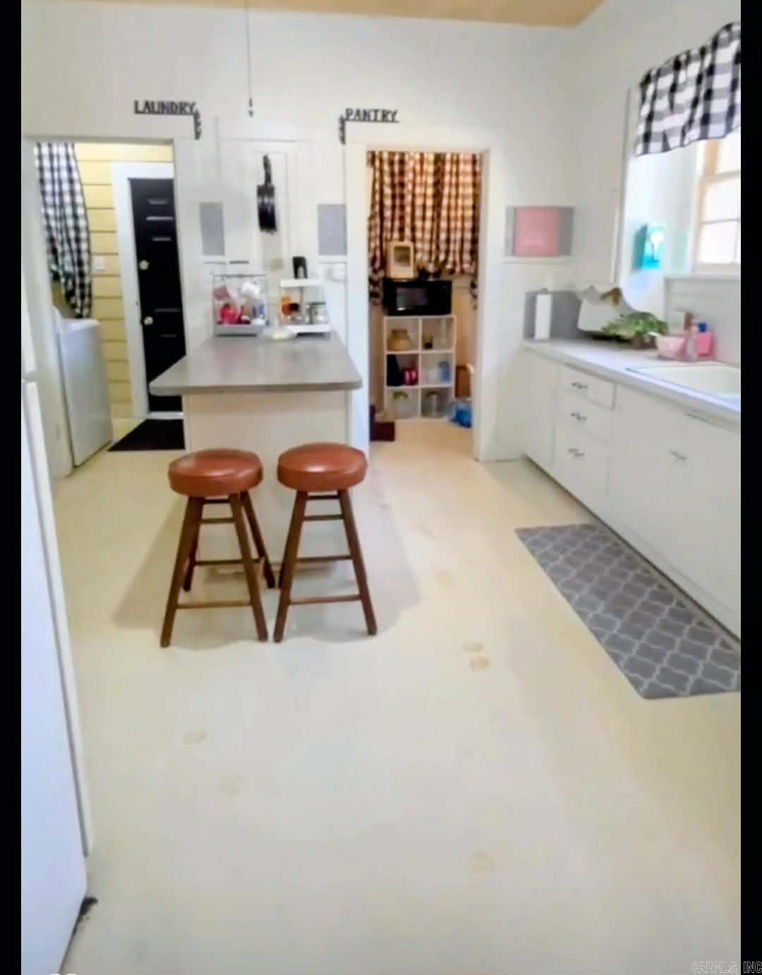 309 Dogwood Street  Waldo, AR