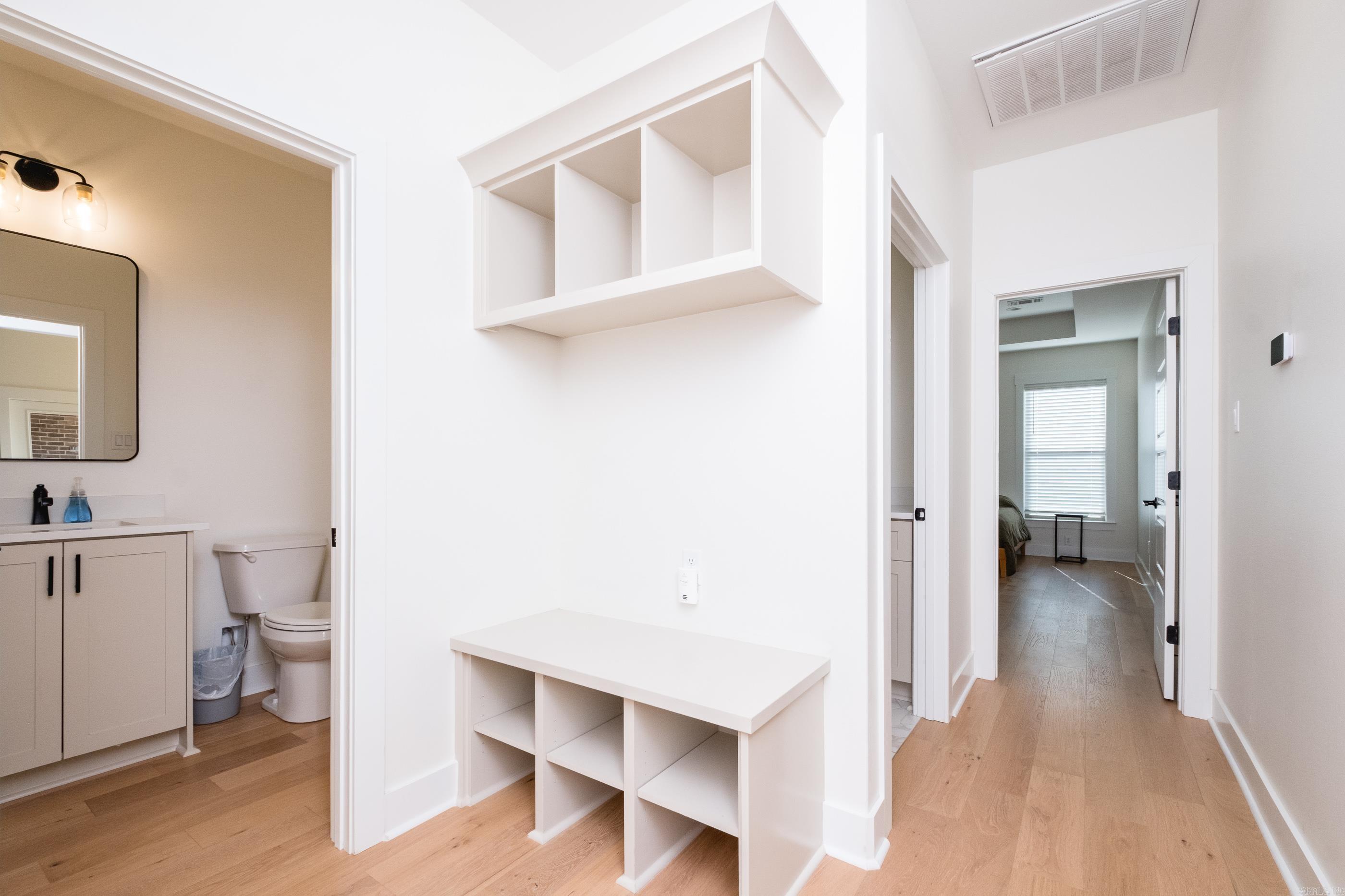 102 Red Crest  Benton, AR