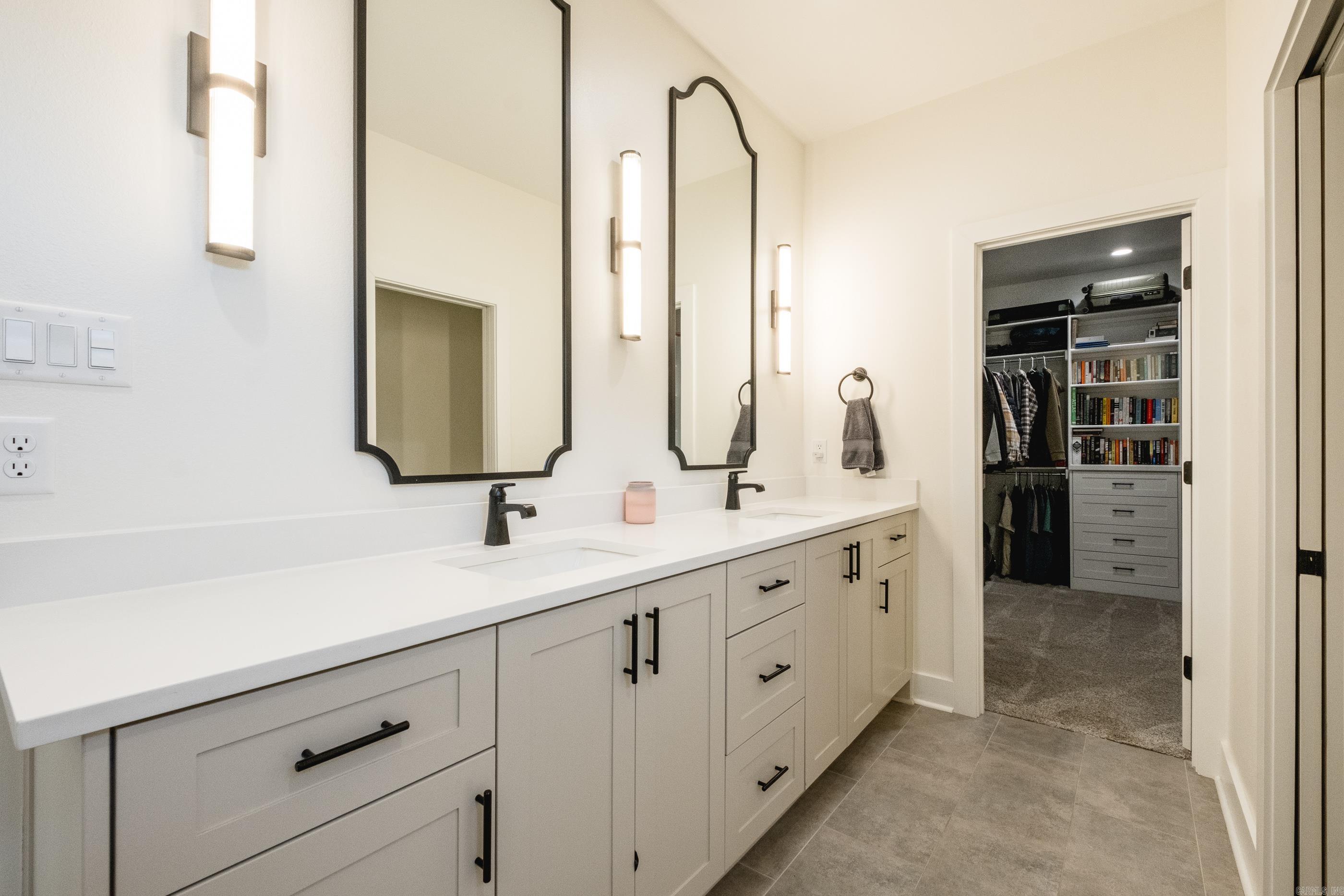 102 Red Crest  Benton, AR