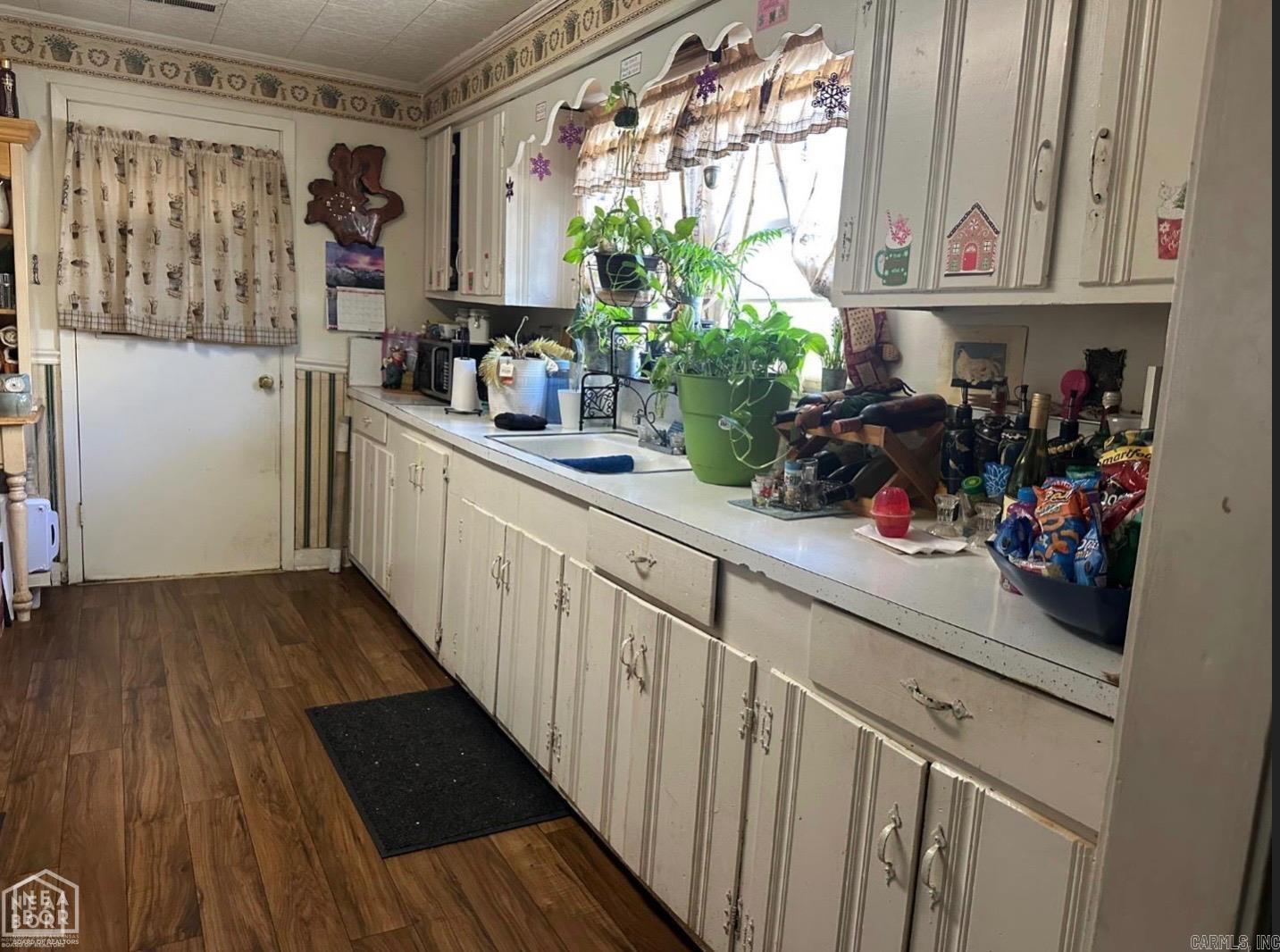 221 N 7th  Helena, AR