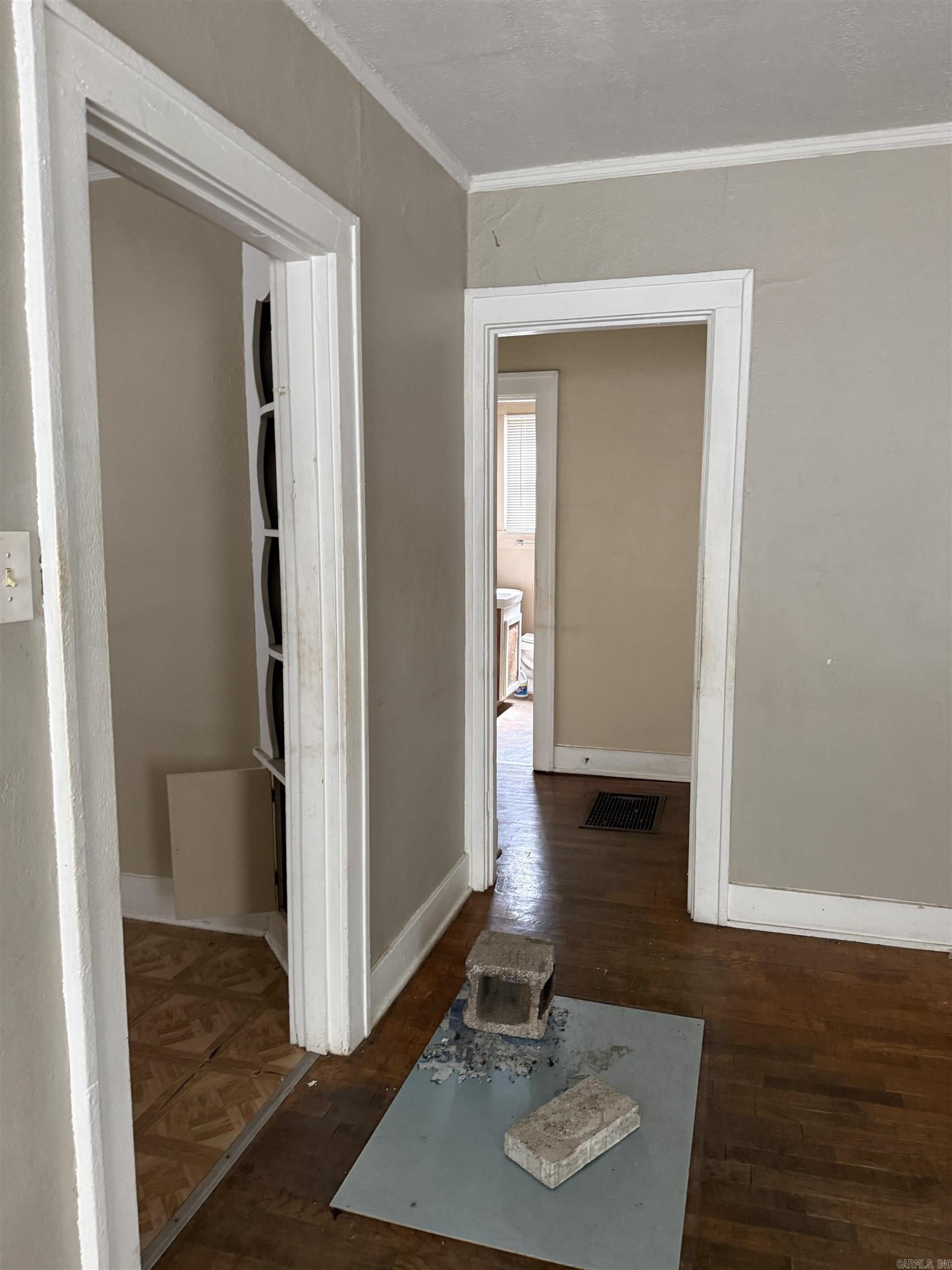 2217 S Cedar  Little Rock, AR