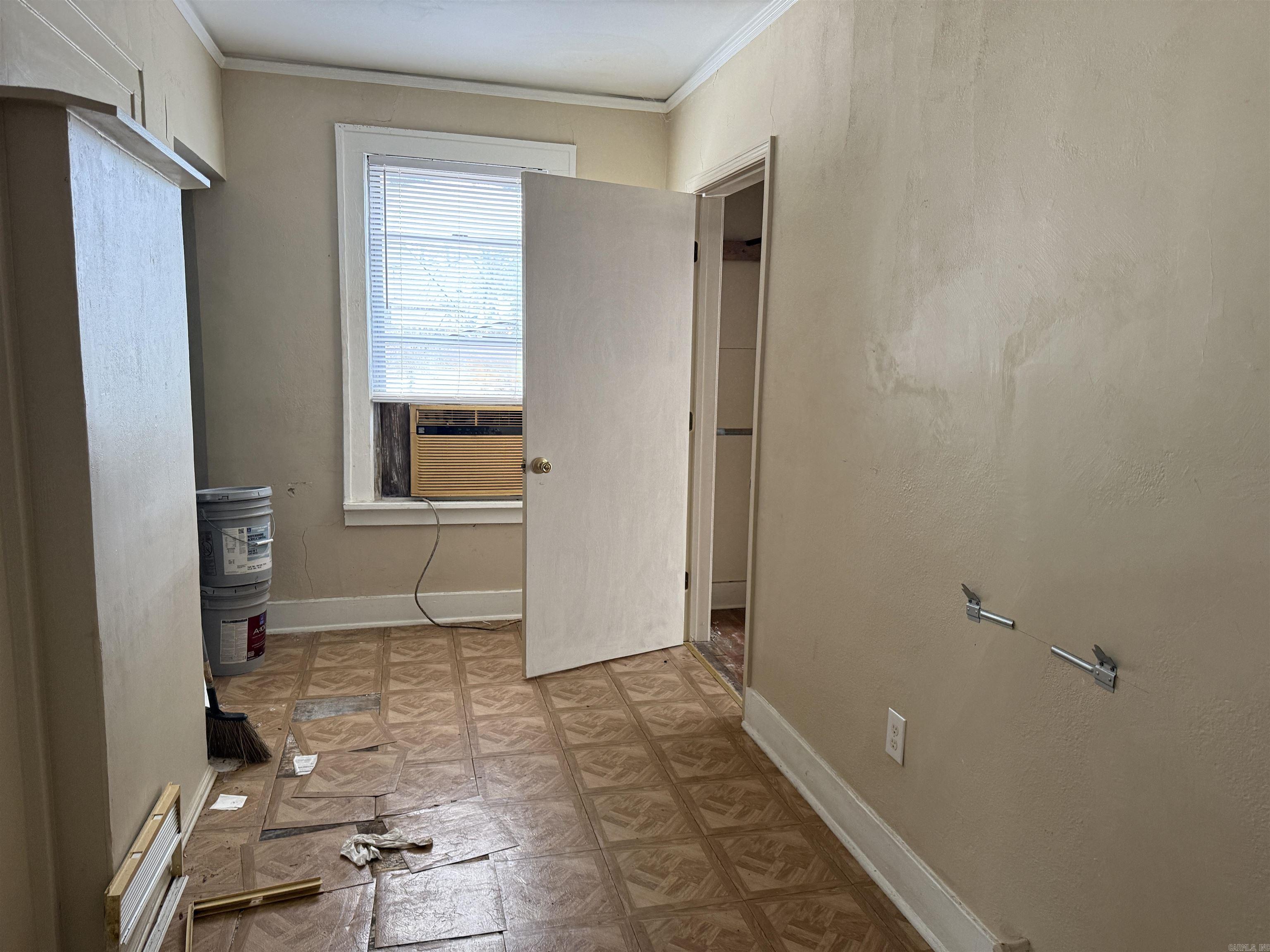 2217 S Cedar  Little Rock, AR