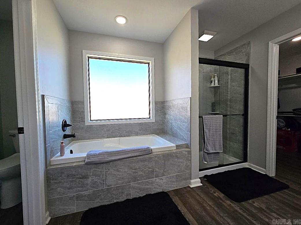 42 Riverwood  Bates, AR