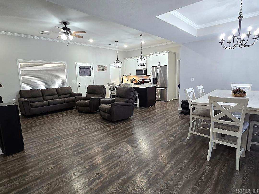 42 Riverwood  Bates, AR