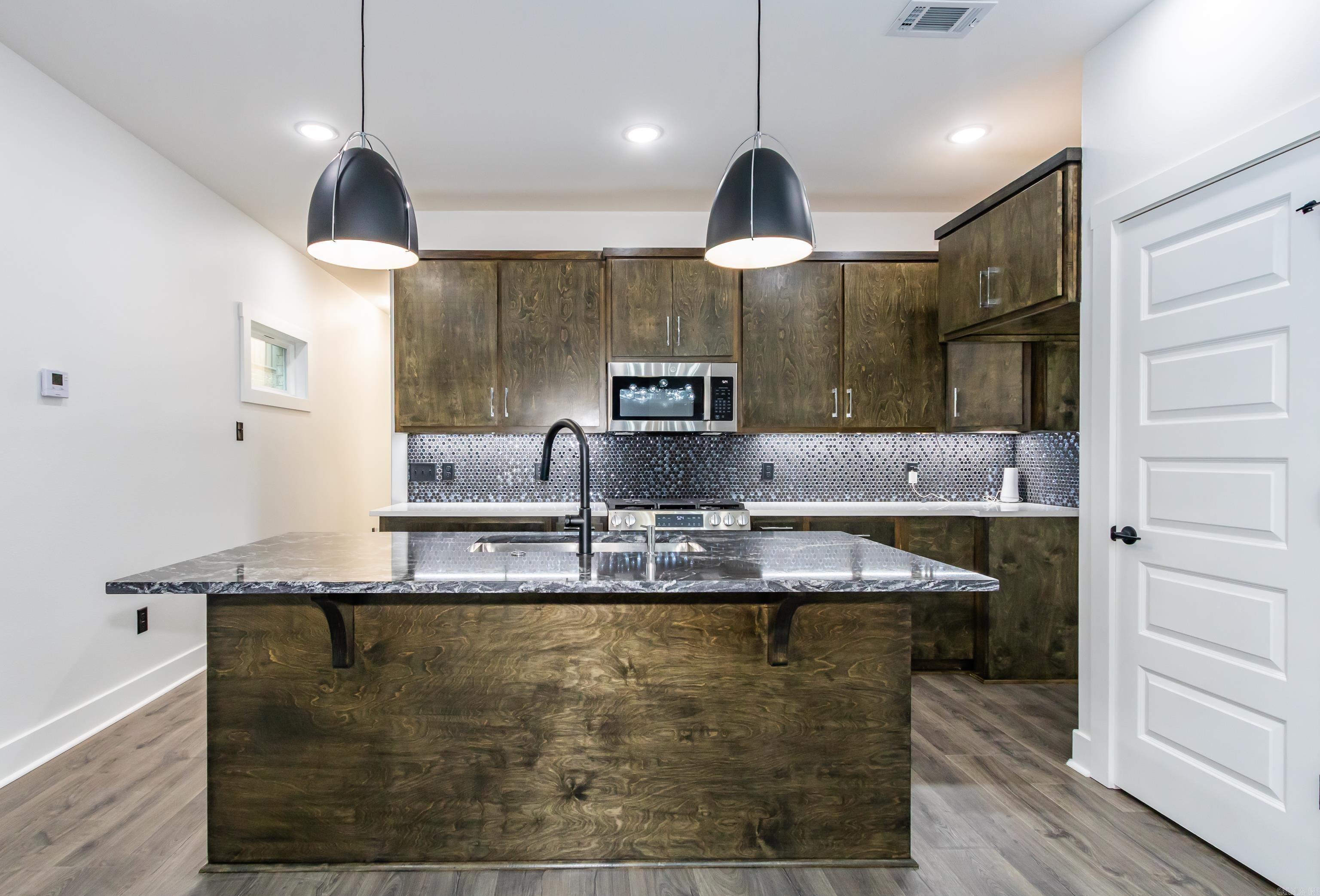 1812 E 4th  Little Rock, AR