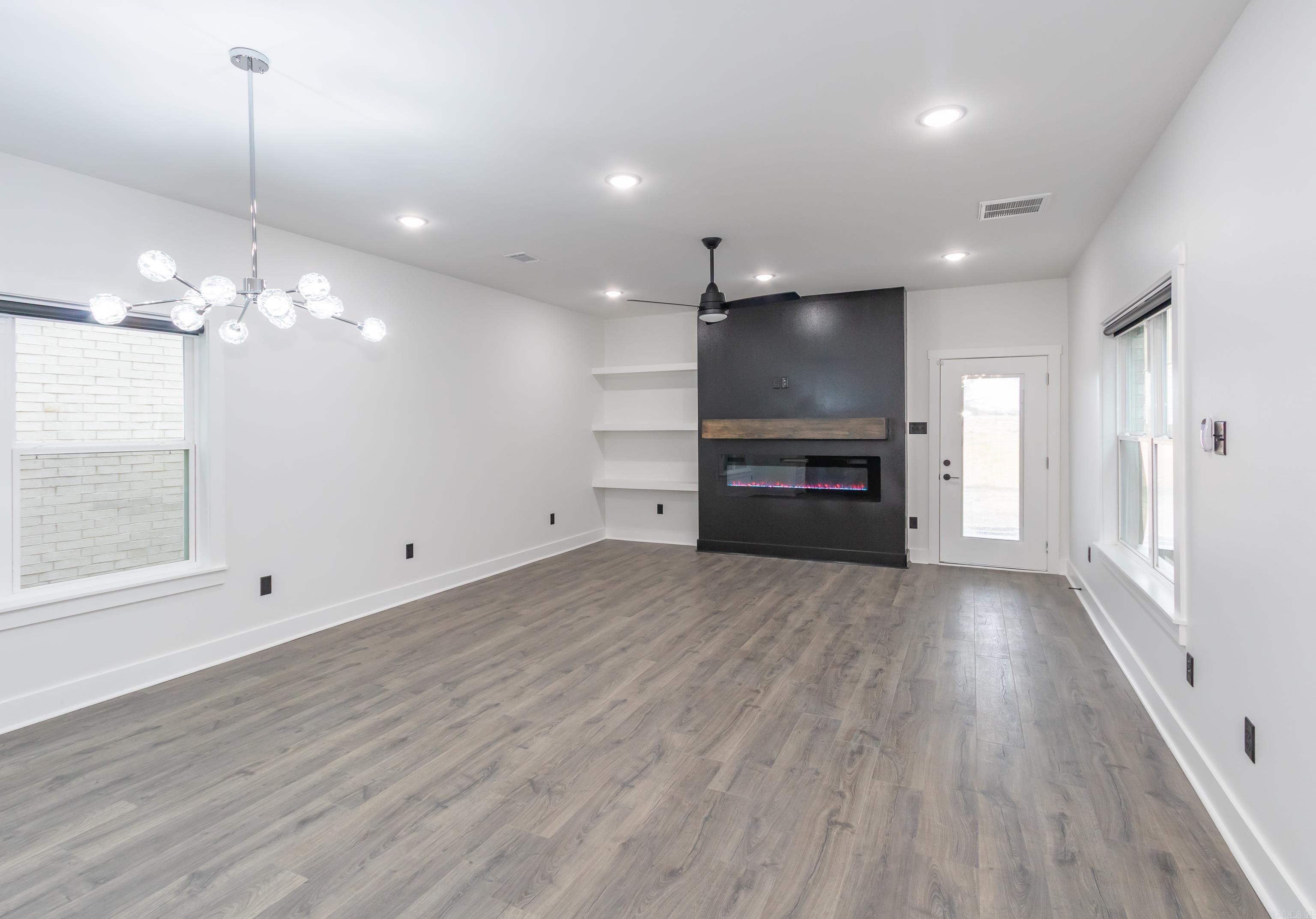 1812 E 4th  Little Rock, AR