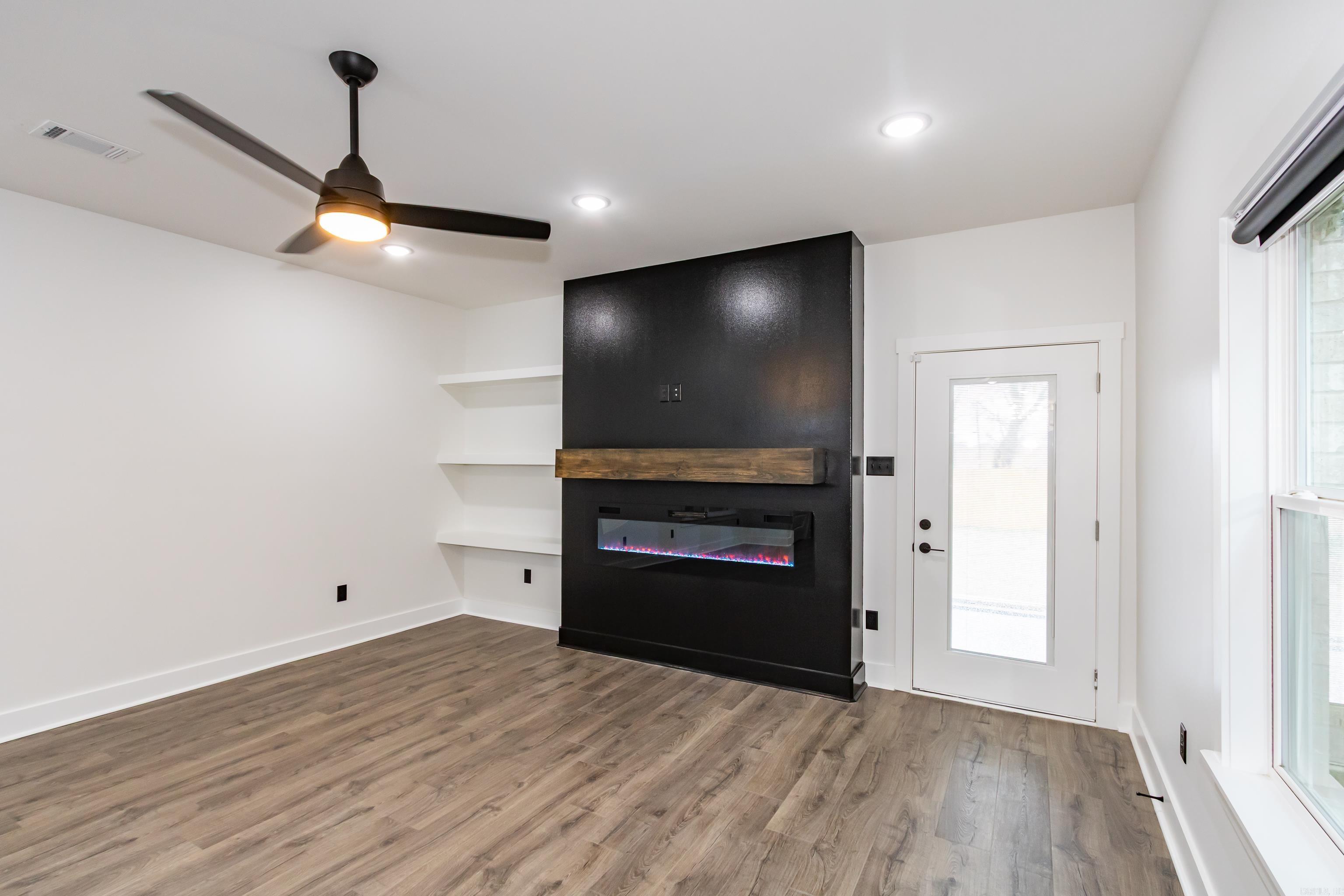 1812 E 4th  Little Rock, AR