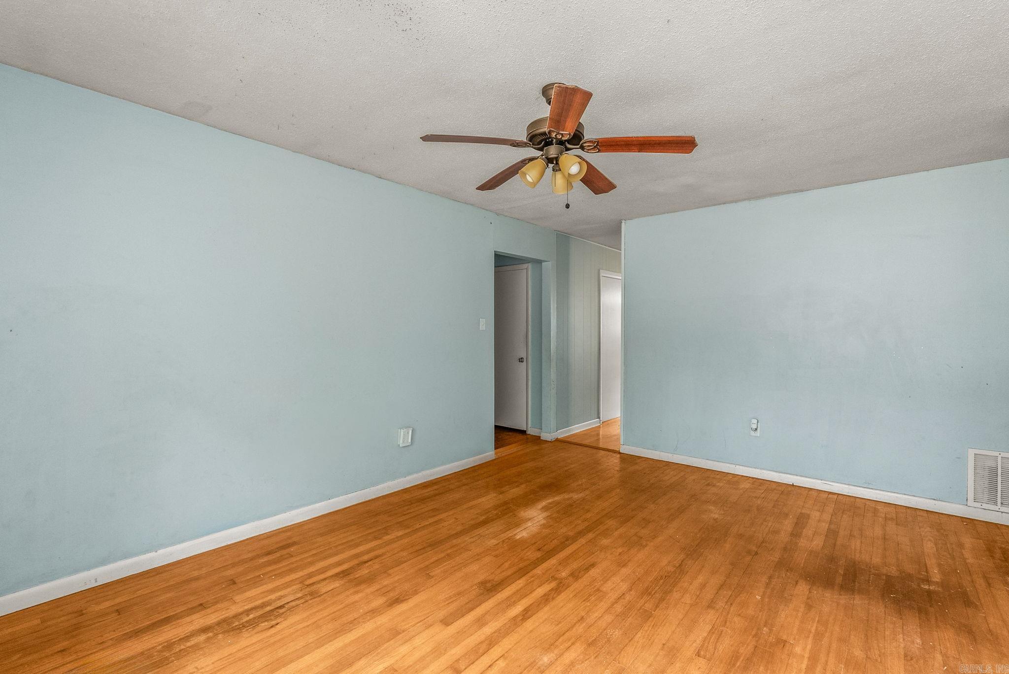 2505 Robinson  Conway, AR