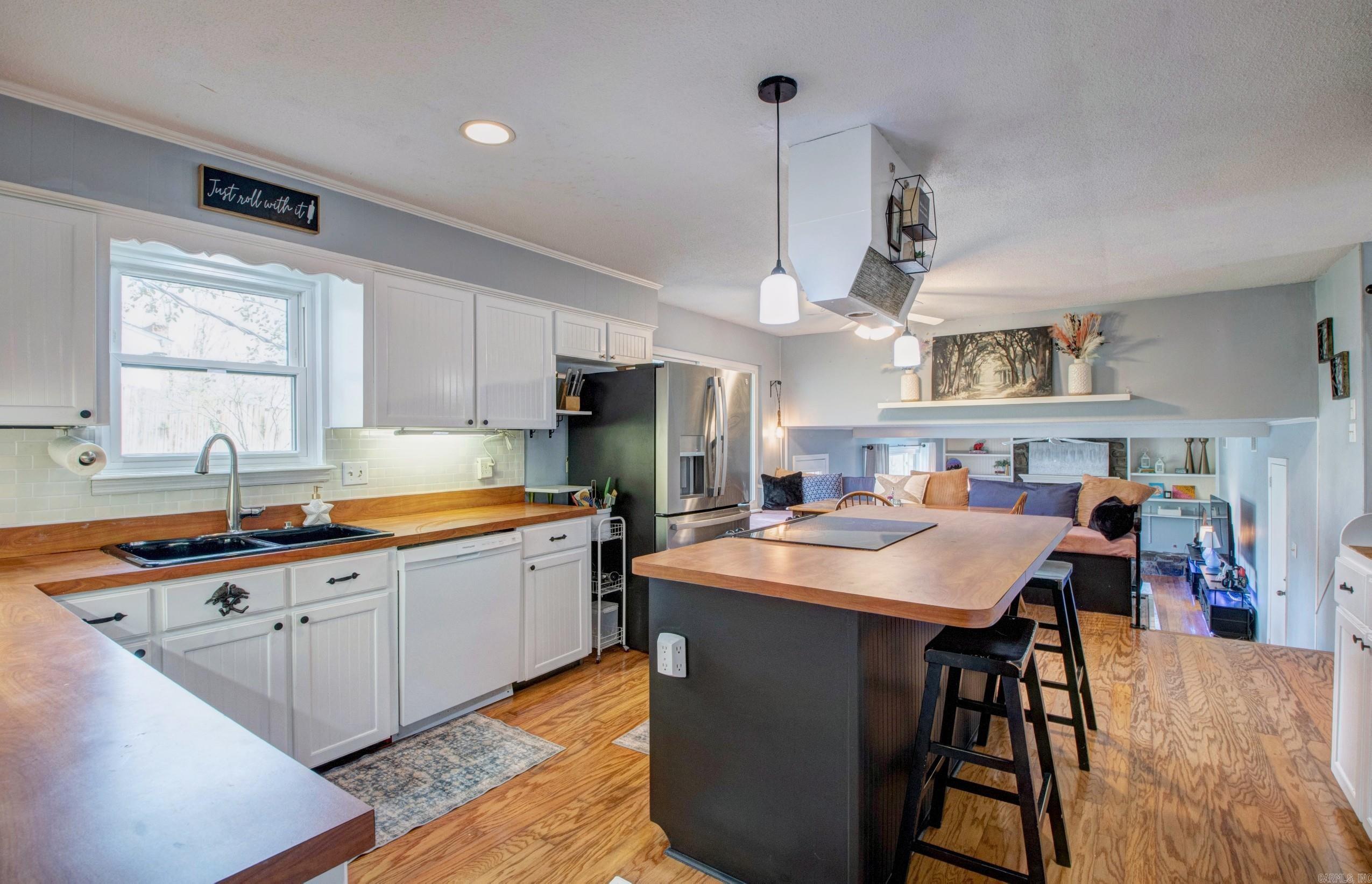 2903 Millbrook  Little Rock, AR