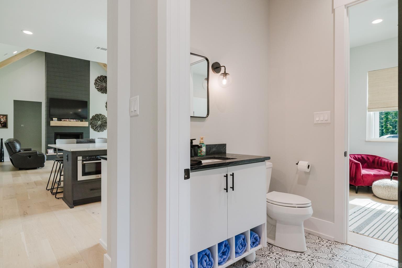 6048 Charley  Benton, AR