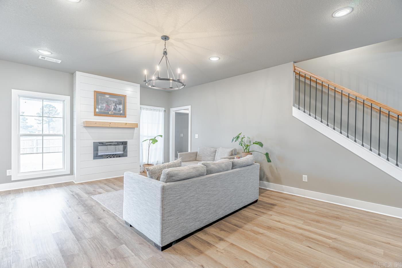 4725 Edgemont Dr  Jonesboro, AR