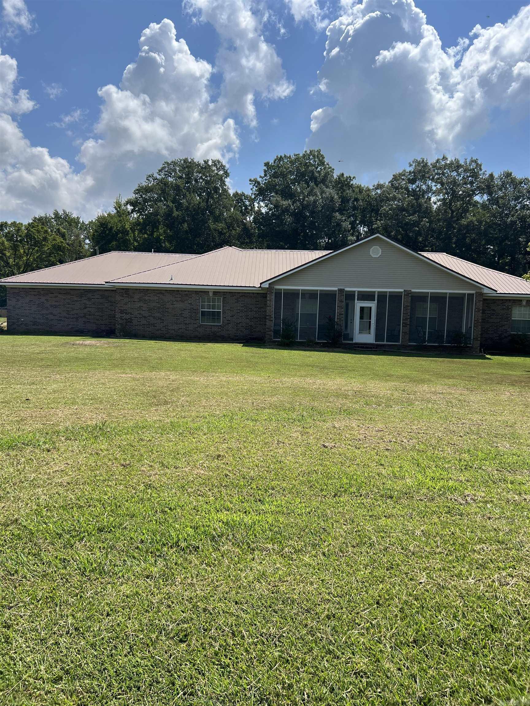 2481 S Pointer Road  Pine Bluff, AR