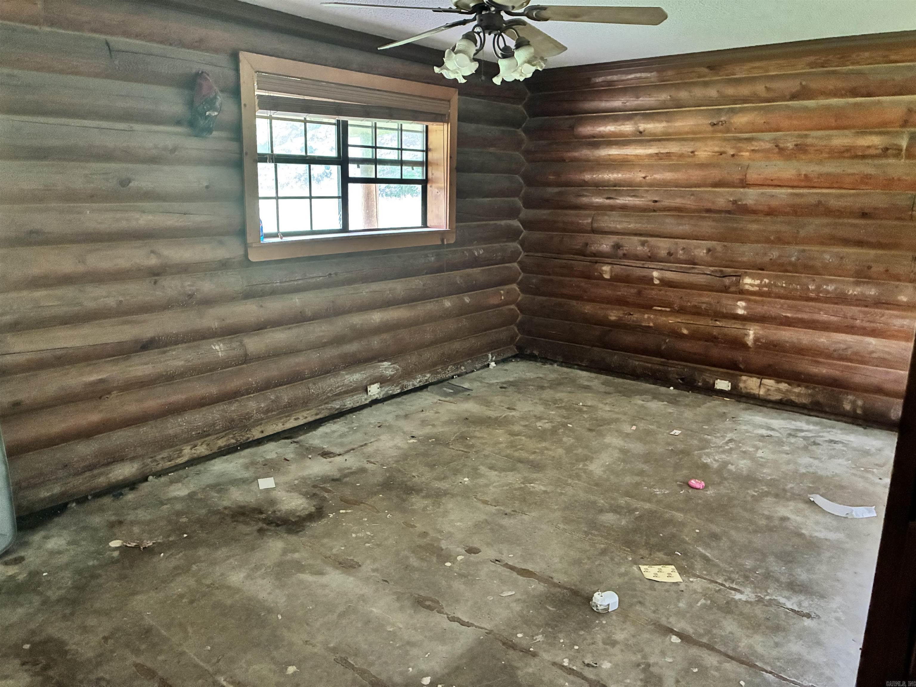 7201 Lake Park Lane Hensley, AR 72065