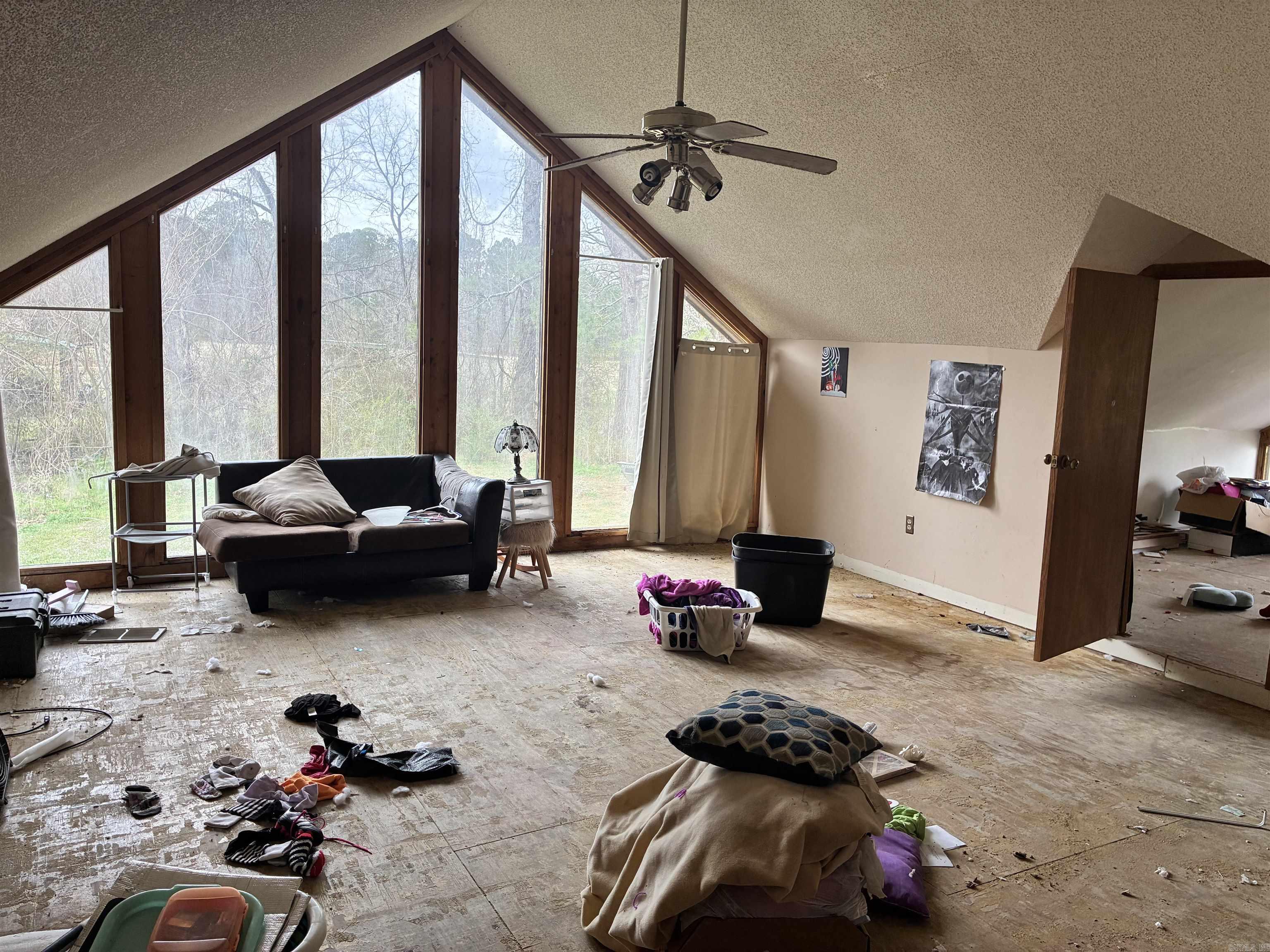 7201 Lake Park Lane Hensley, AR 72065