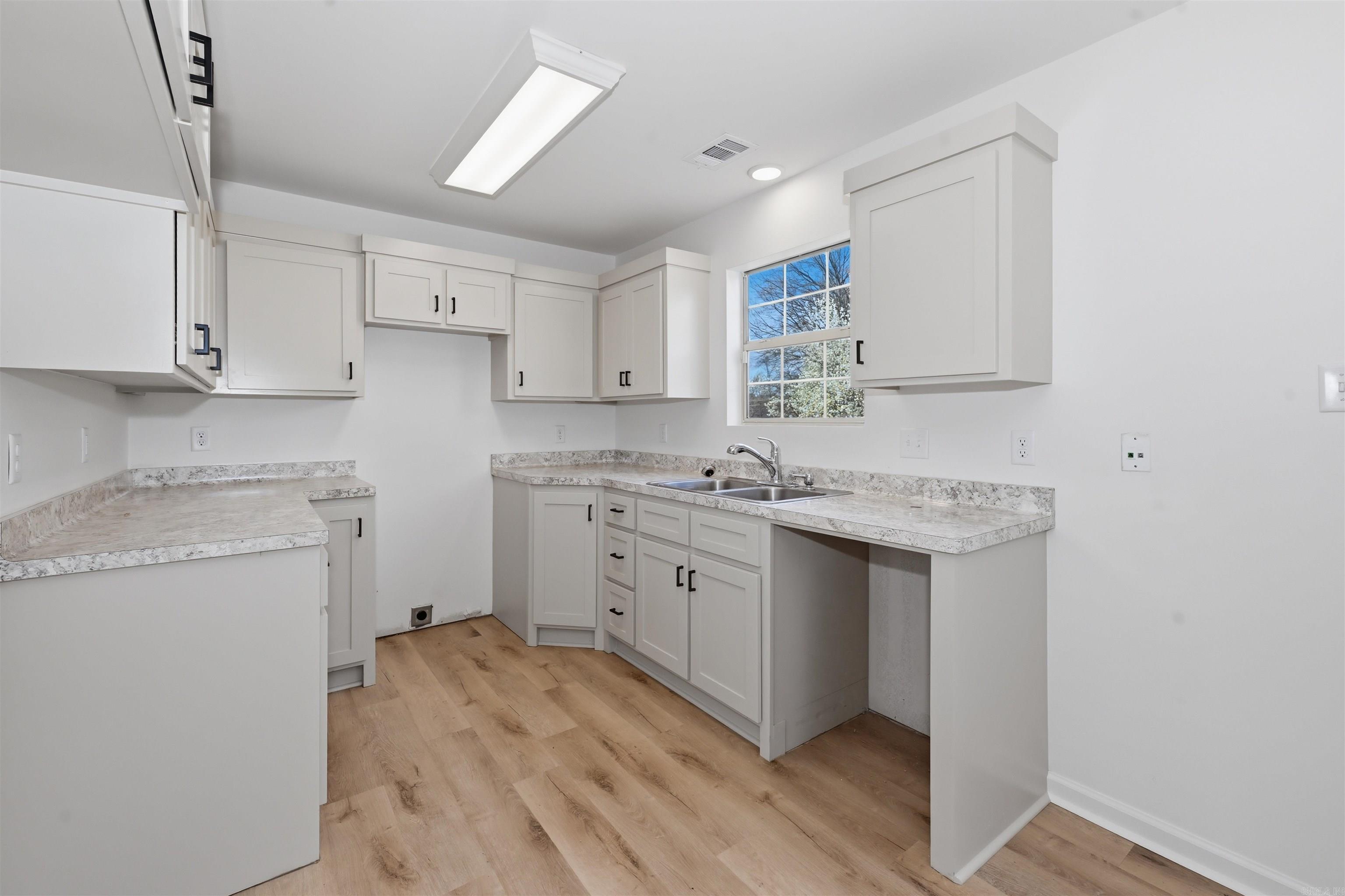 1101 Barberry  Benton, AR