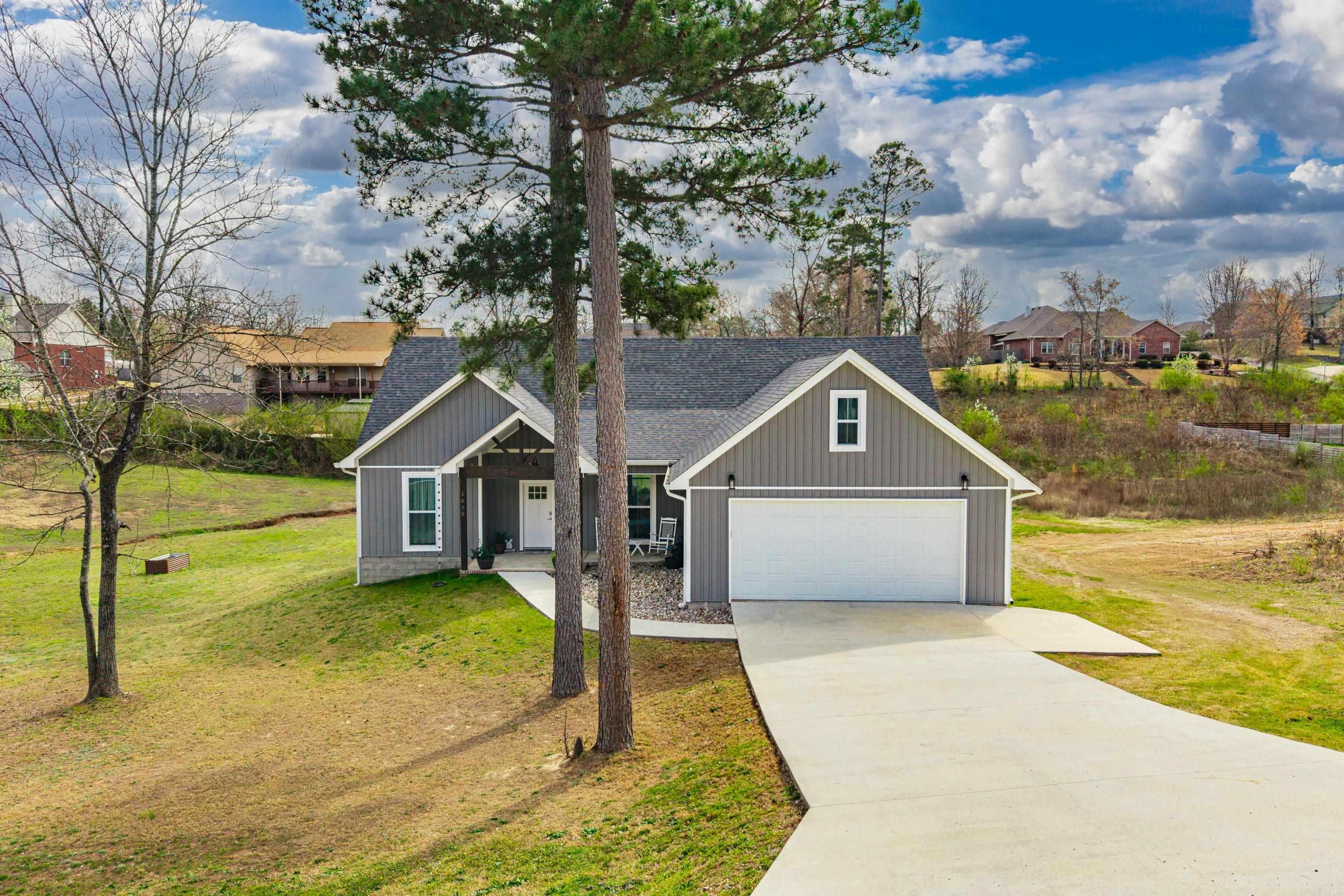 1038 Marion Anderson  Hot Springs, AR