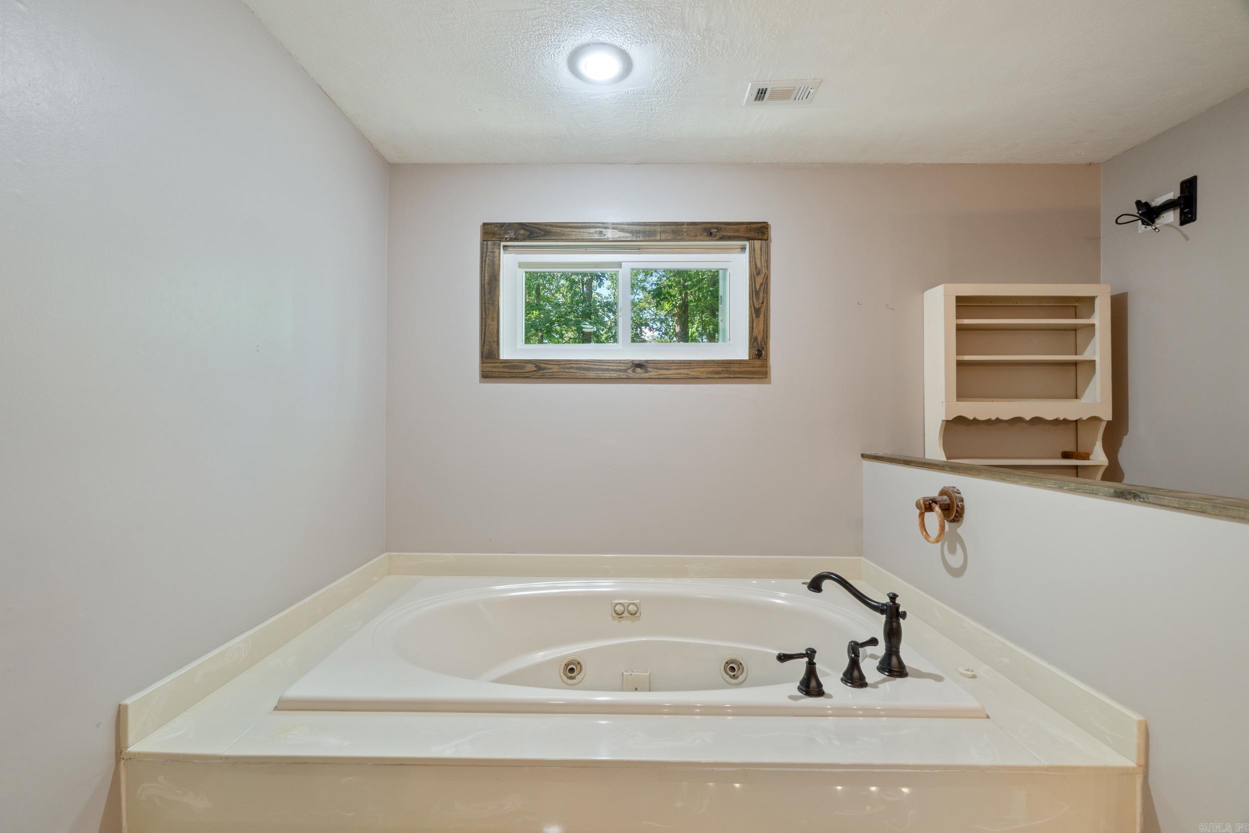 4 Almenara Lane  Hot Springs Village, AR