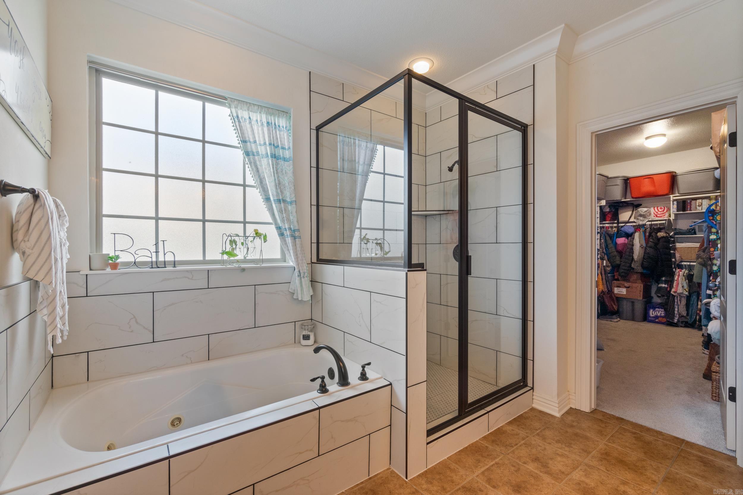 700 SW Sterling  Bentonville, AR