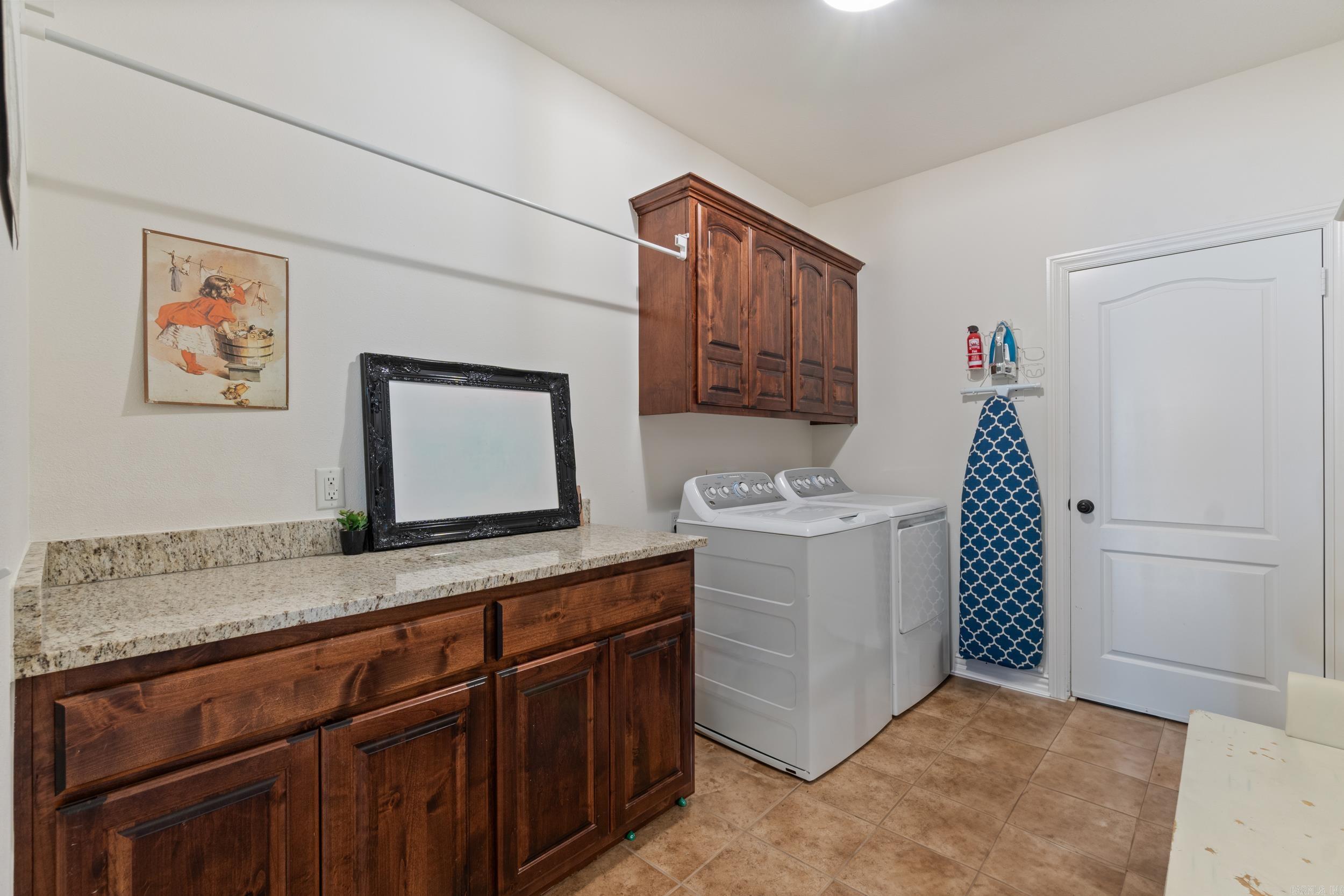 700 SW Sterling  Bentonville, AR